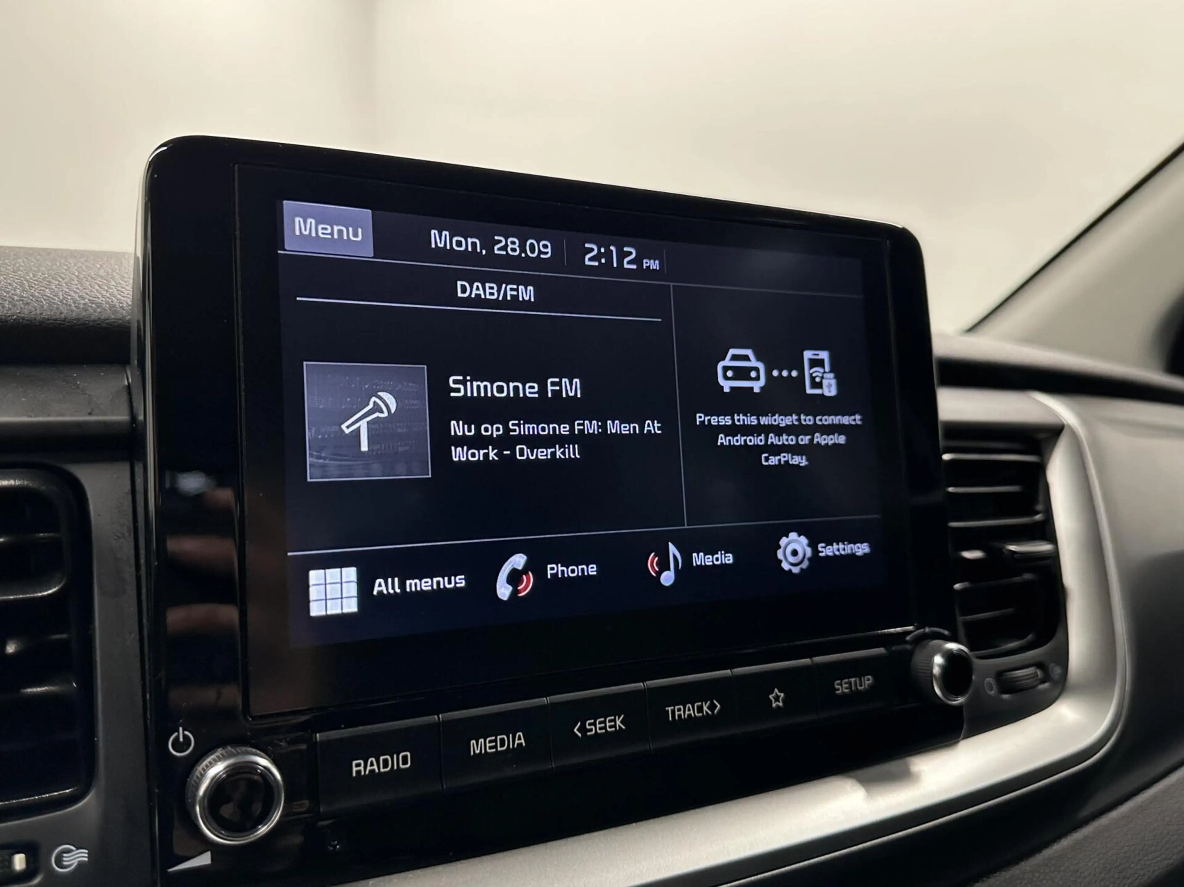 Kia Stonic 1.0 T-GDi MHEV DynamicLine CAMERA CARPLAY NAVI CRU — photo 43