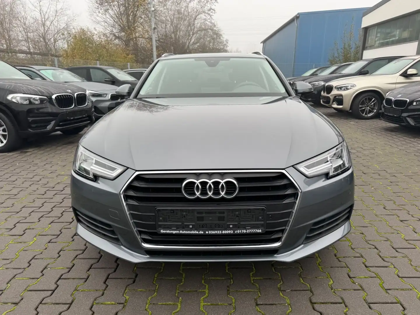 Audi A4 AVANT DSG PANORAMA LED PDC AHK NAVI Gris - 2