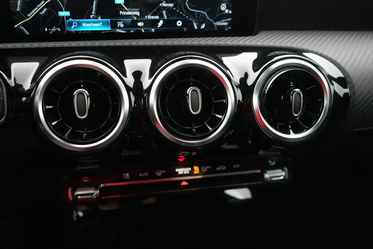Mercedes-Benz CLA SB 180dA Business Solution GPS PDC CAM Verw. Zetel, миниатюра 24
