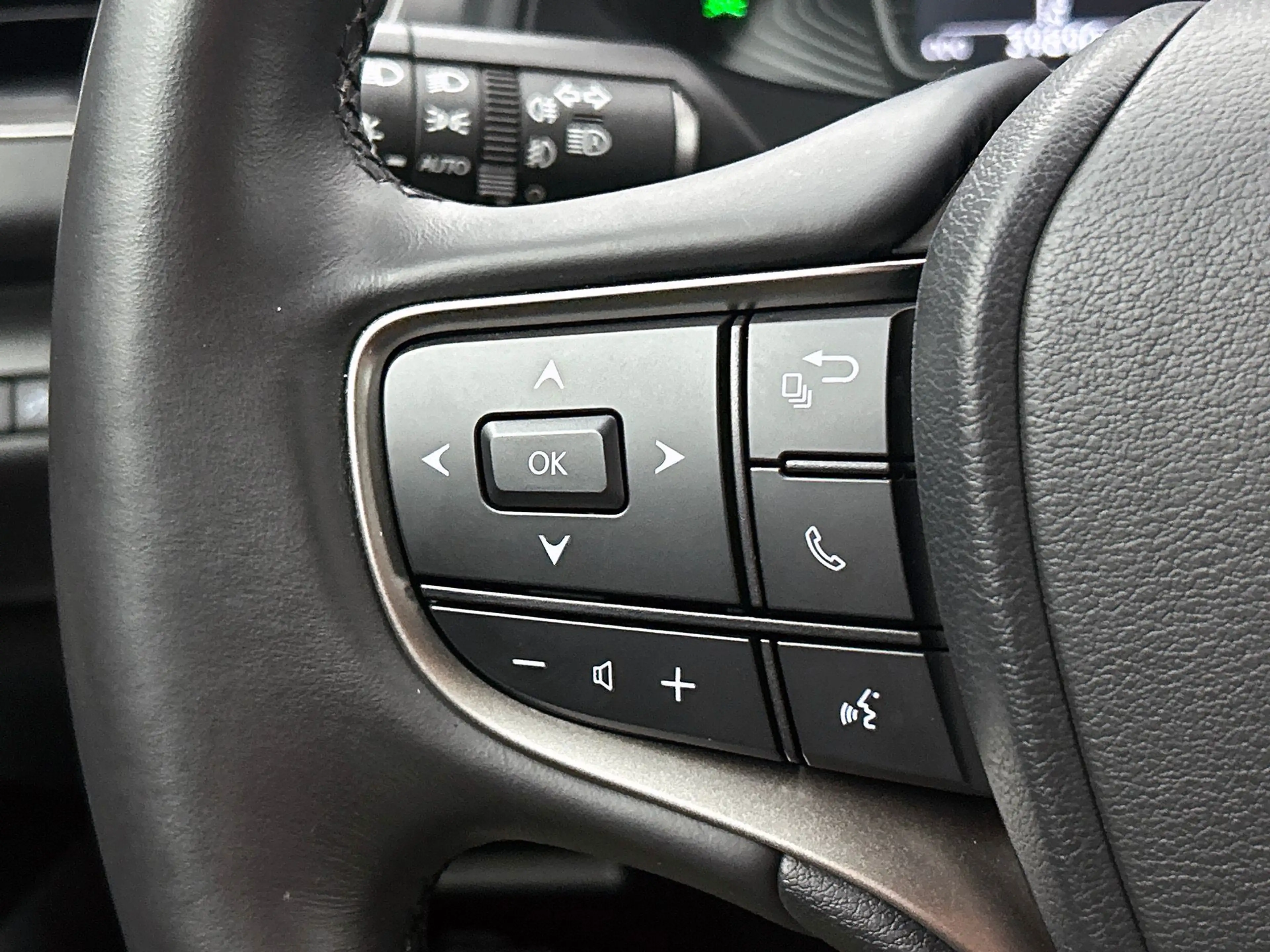 Lexus UX 250h F Sport Line | Automaat | Adaptive Cruise | Leder — photo 16