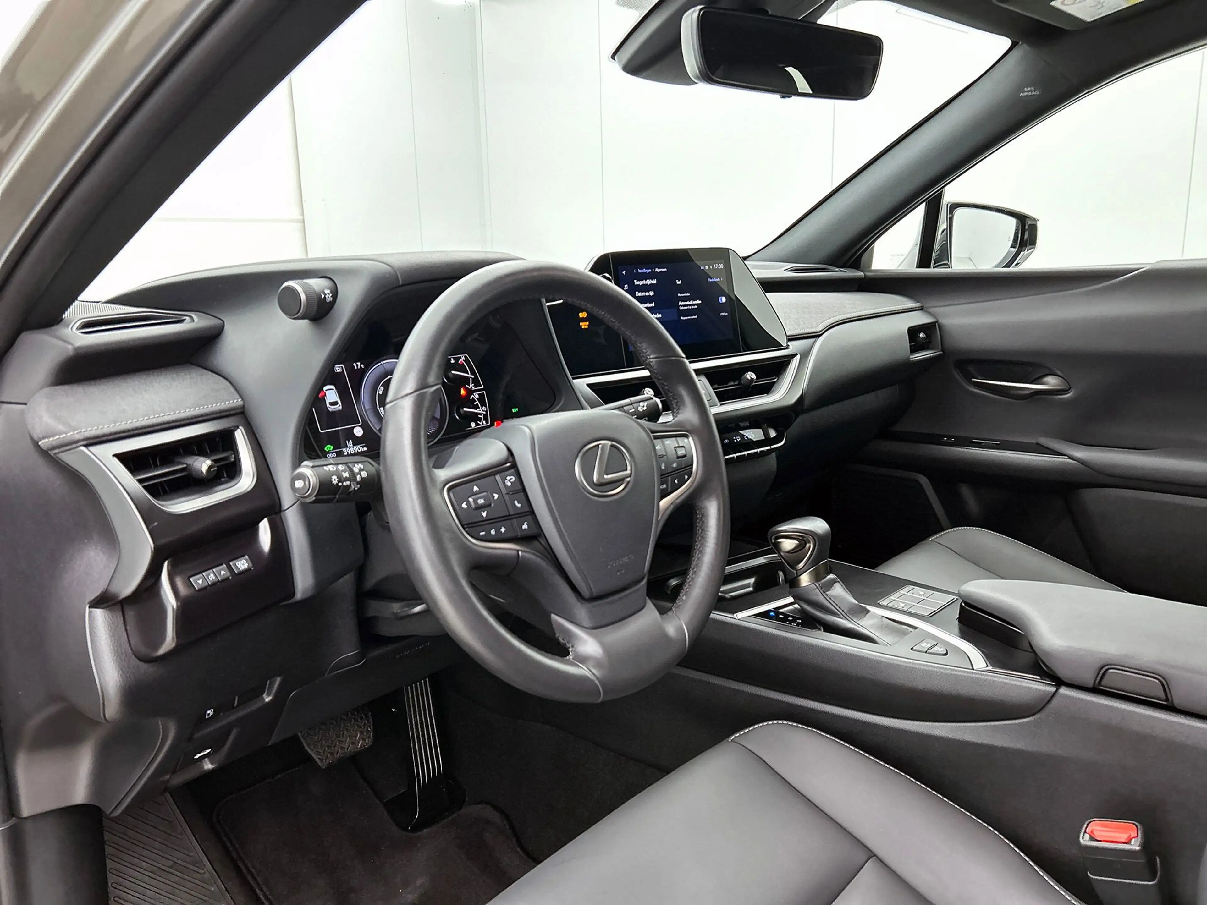 Lexus UX 250h F Sport Line | Automaat | Adaptive Cruise | Leder — photo 13