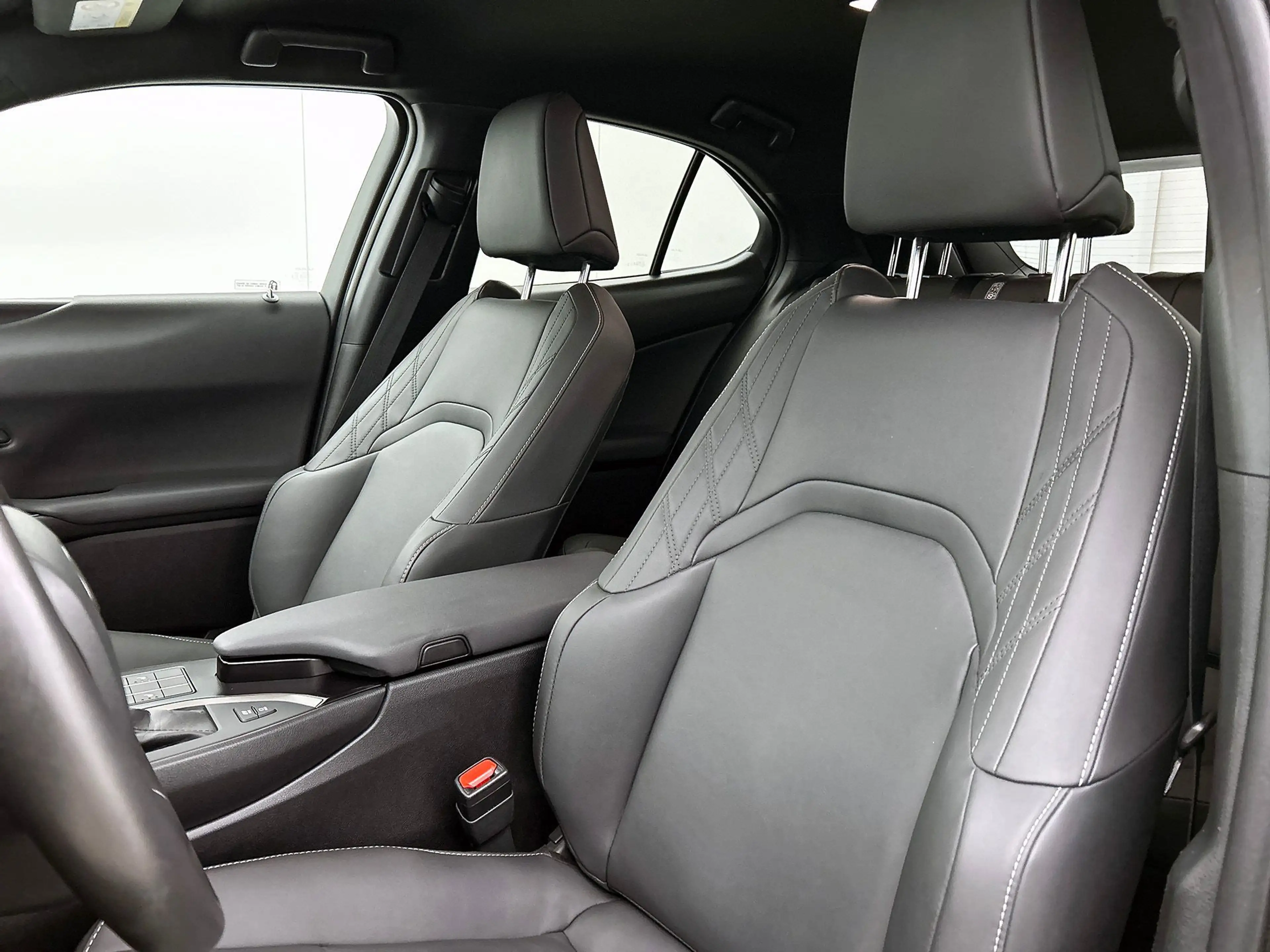 Lexus UX 250h F Sport Line | Automaat | Adaptive Cruise | Leder — photo 5