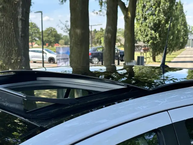 Opel Corsa view 4