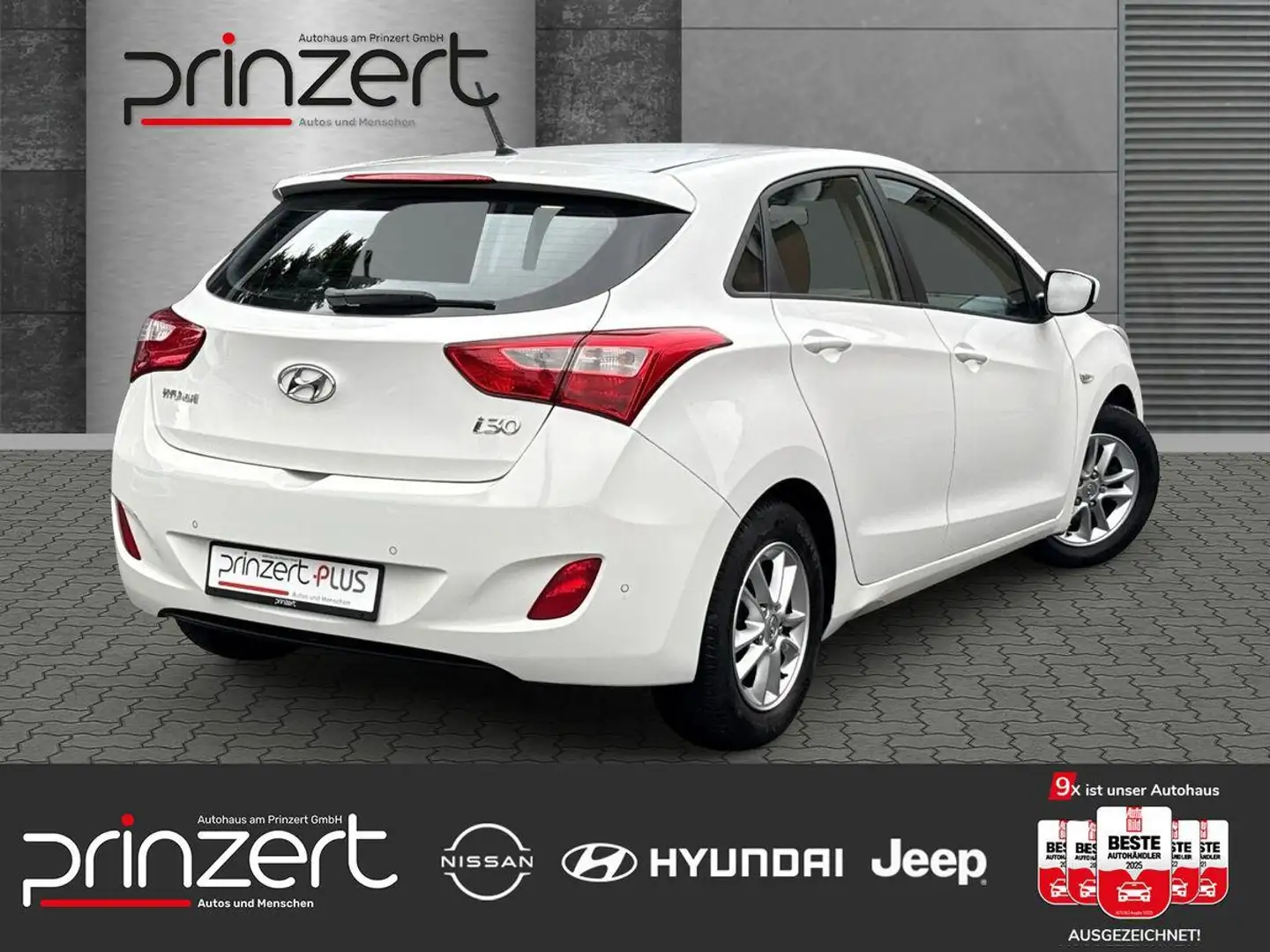 Hyundai i30 1.4 MT6 "Classic" Klima*Zentral mit Funk Weiß - 2