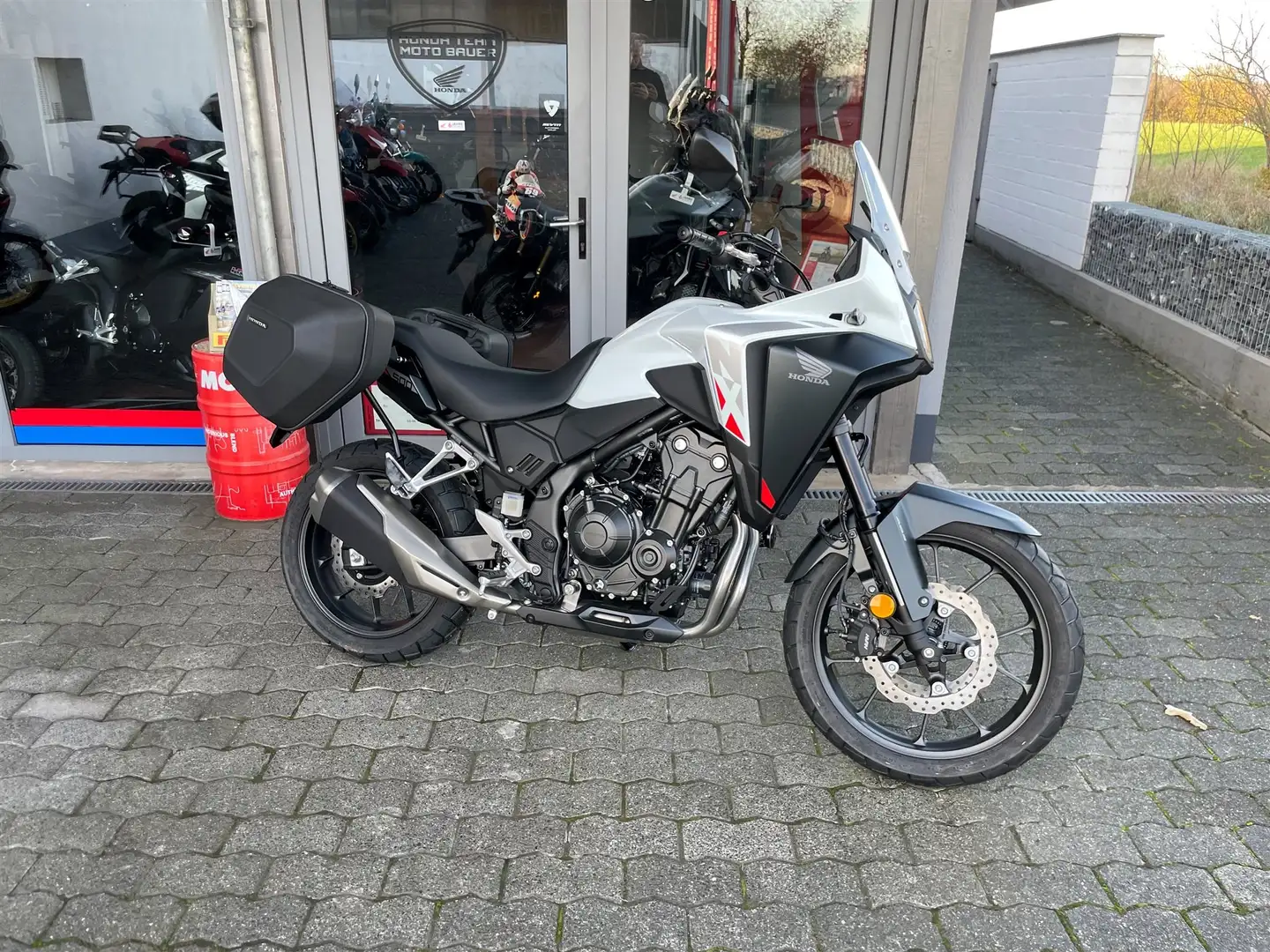 Honda NX 500 auf Lager inkl. Seitentachen Wit - 1