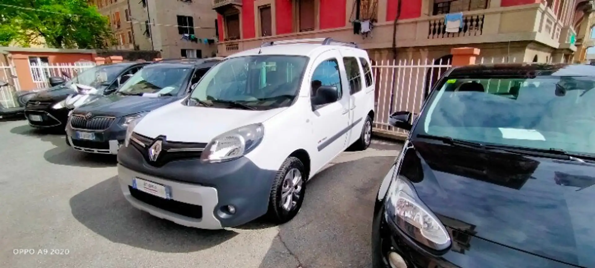 Renault Kangoo 1.5 dCi 110 CV 5p. S&S Extrem Weiß - 1