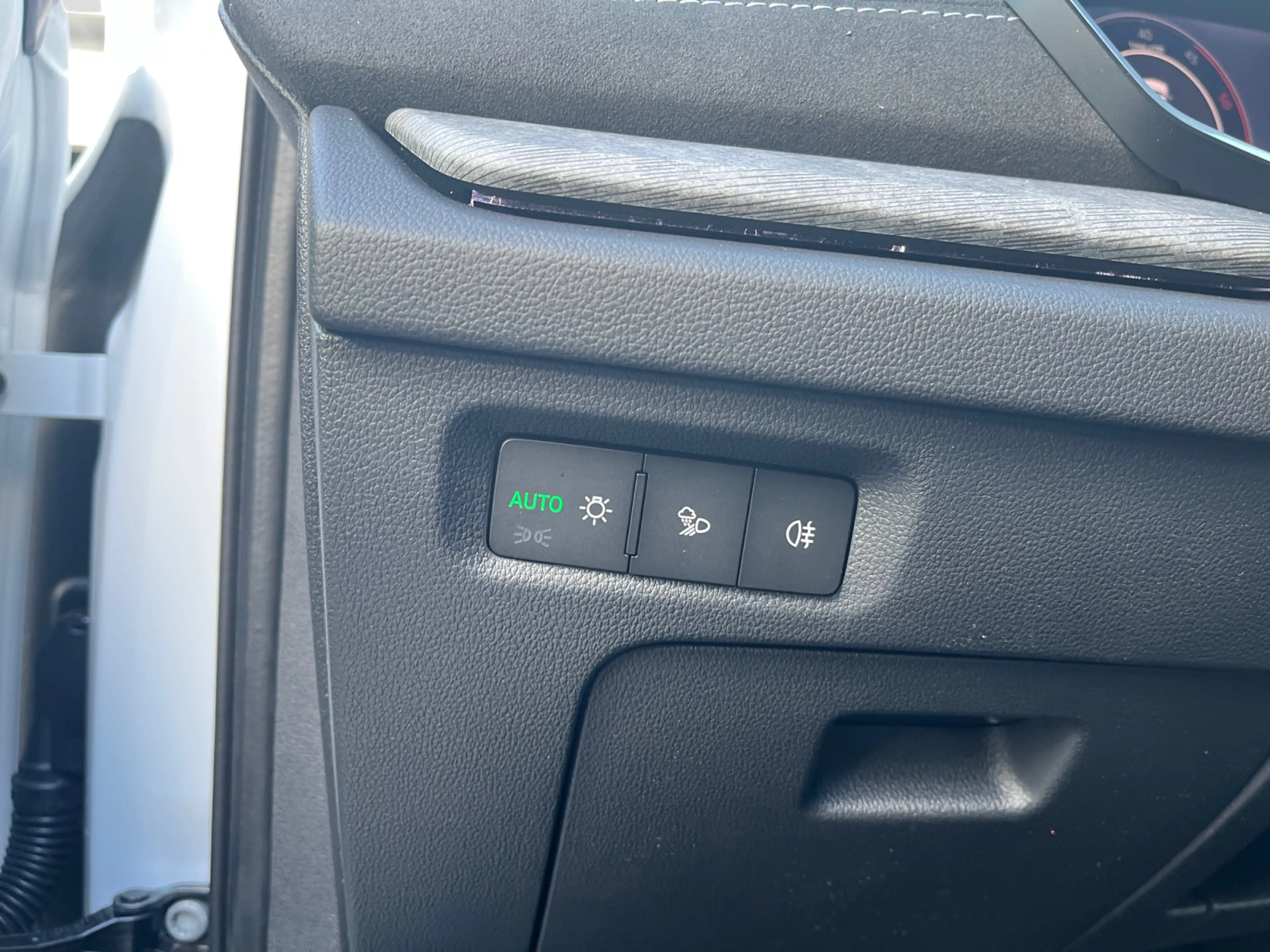 Skoda Octavia Combi Balance 2,0 TDI DSG AHK Canton + — photo 13