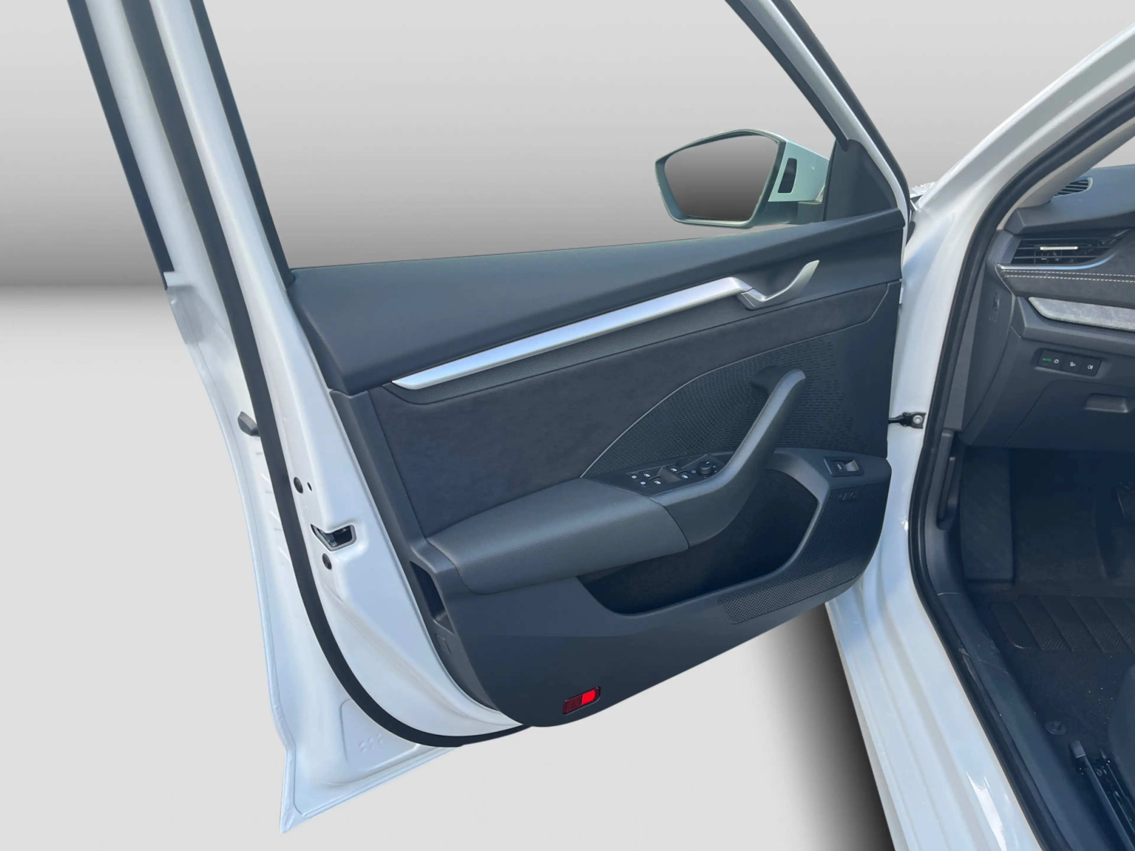Skoda Octavia Combi Balance 2,0 TDI DSG AHK Canton + — photo 14