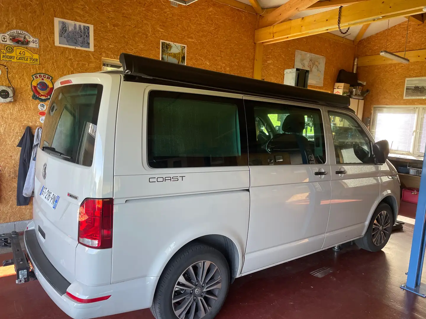 Volkswagen T6.1 California California T6.1 DSG 4MOTION Coast Grau - 1