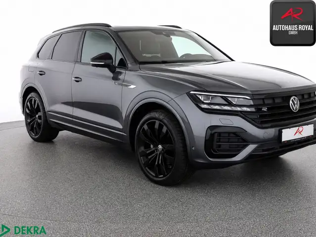Volkswagen Touareg view 7
