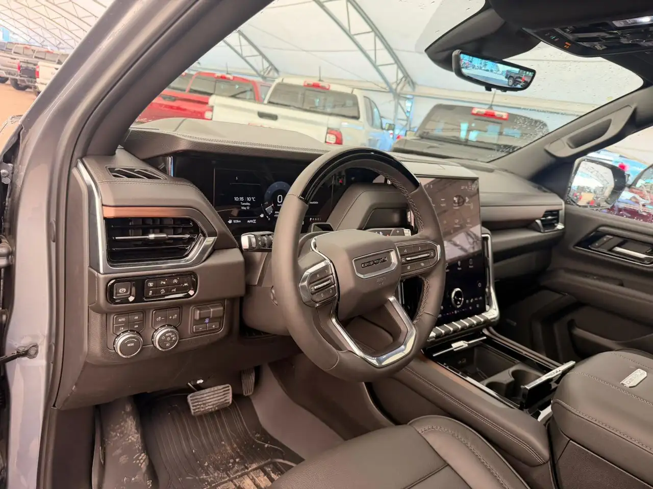 GMC Yukon снимка GMC Yukon