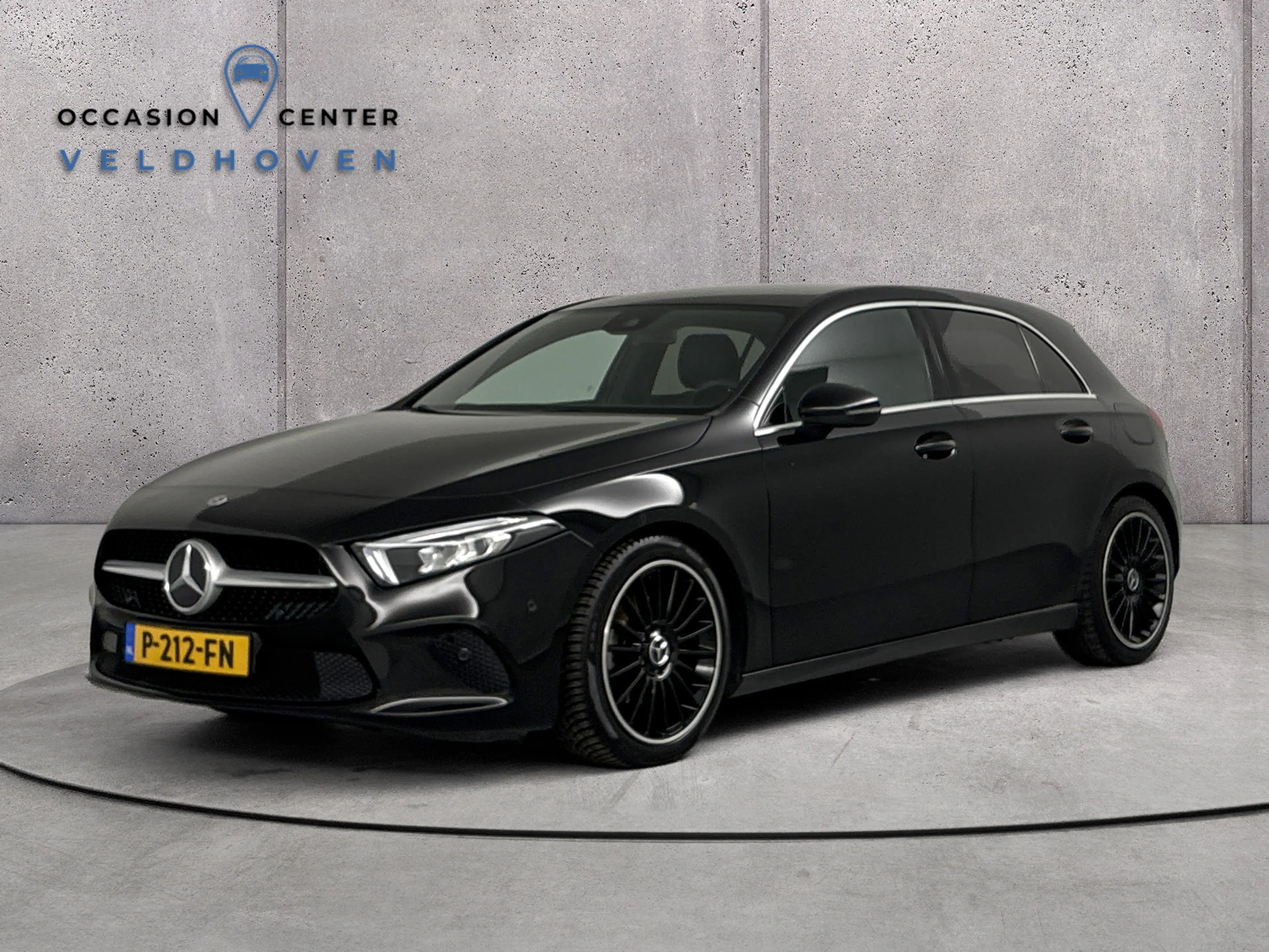 Mercedes-Benz A 200 Business Solution AMG Upgrade // TREKHAAK // CAMER