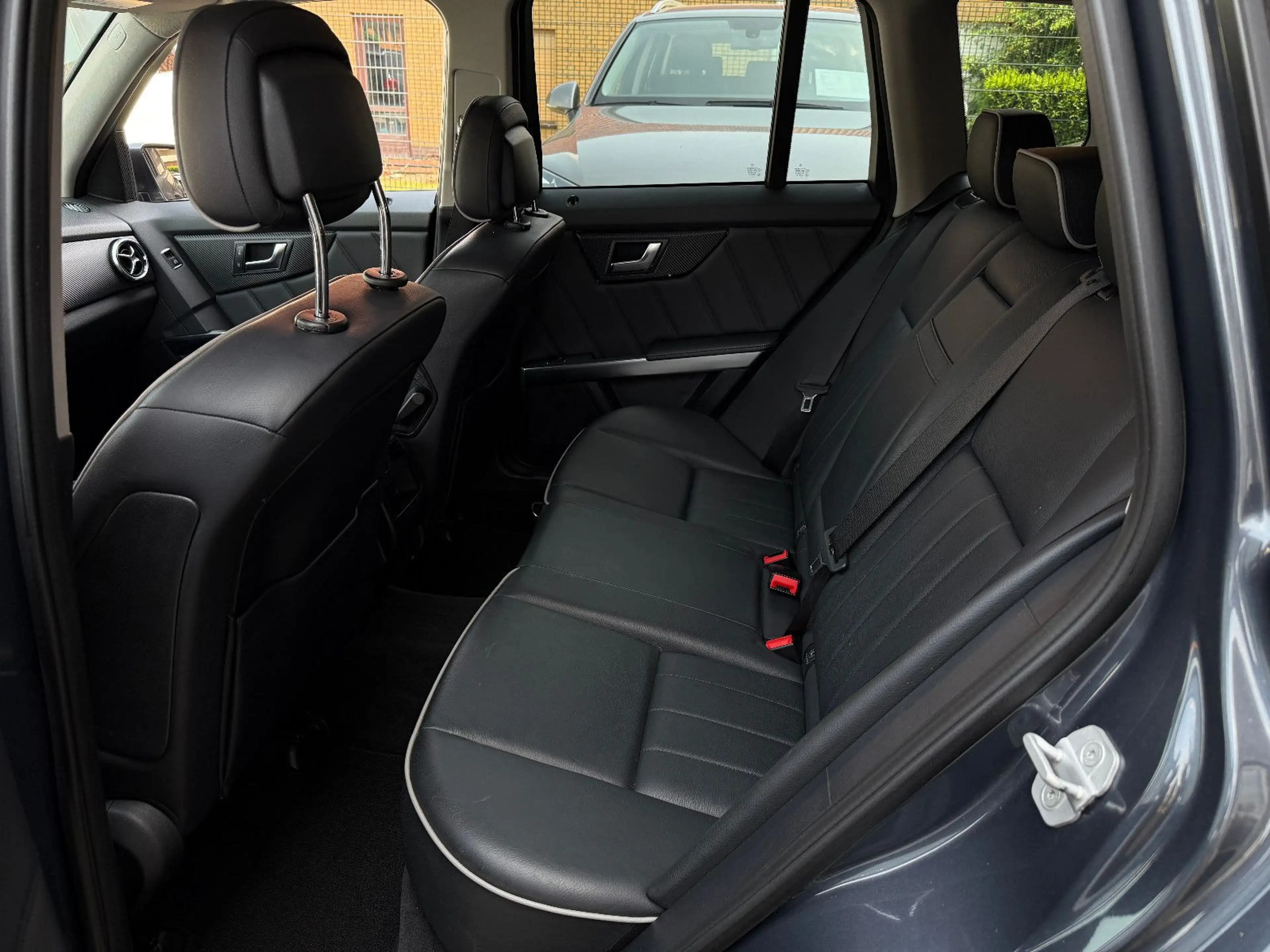 Mercedes-Benz GLK 220 CDI 4Matic, Aut., AMG, Leder, Service neu — photo 13