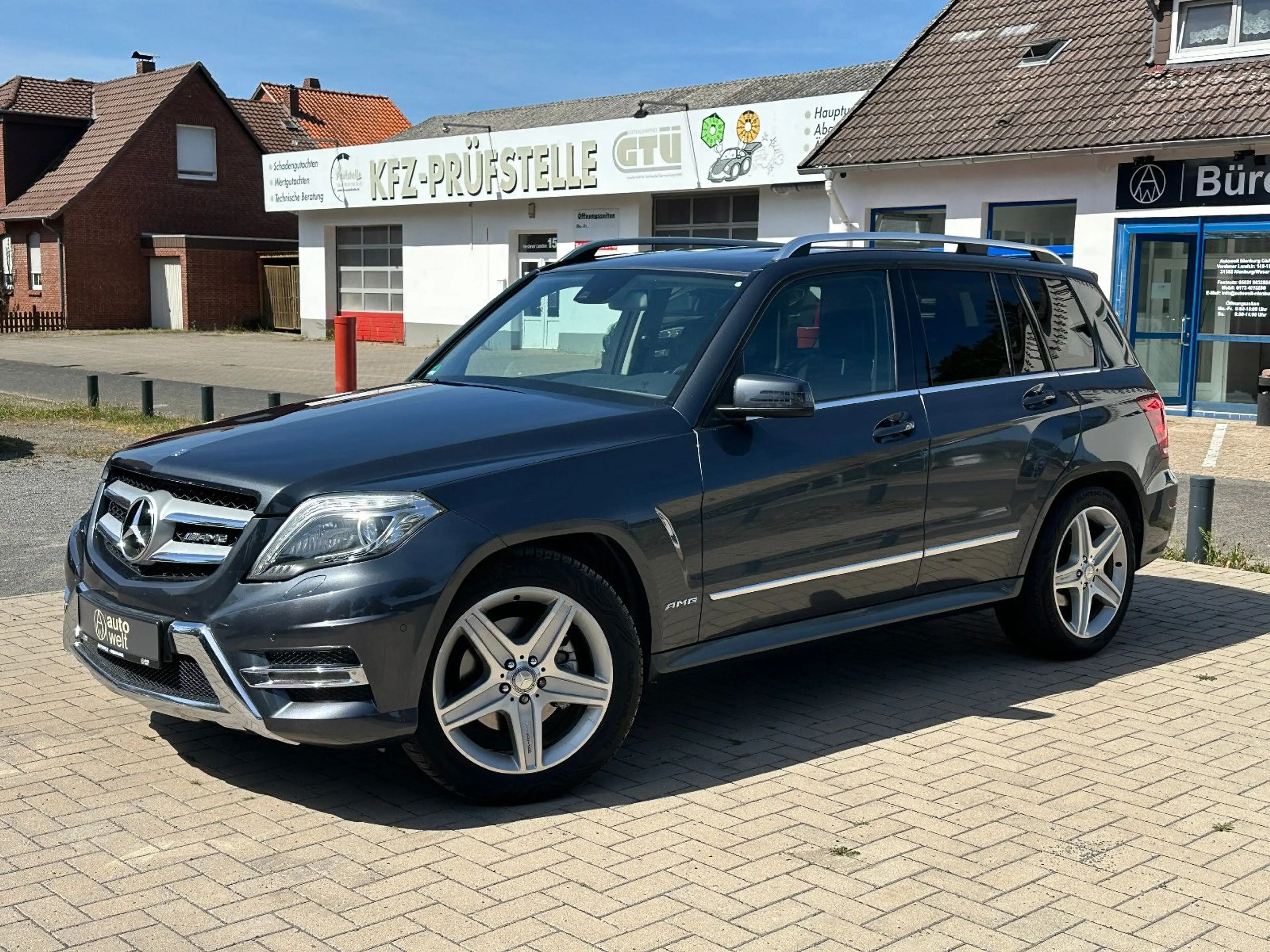 Mercedes-Benz GLK 220 CDI 4Matic, Aut., AMG, Leder, Service neu