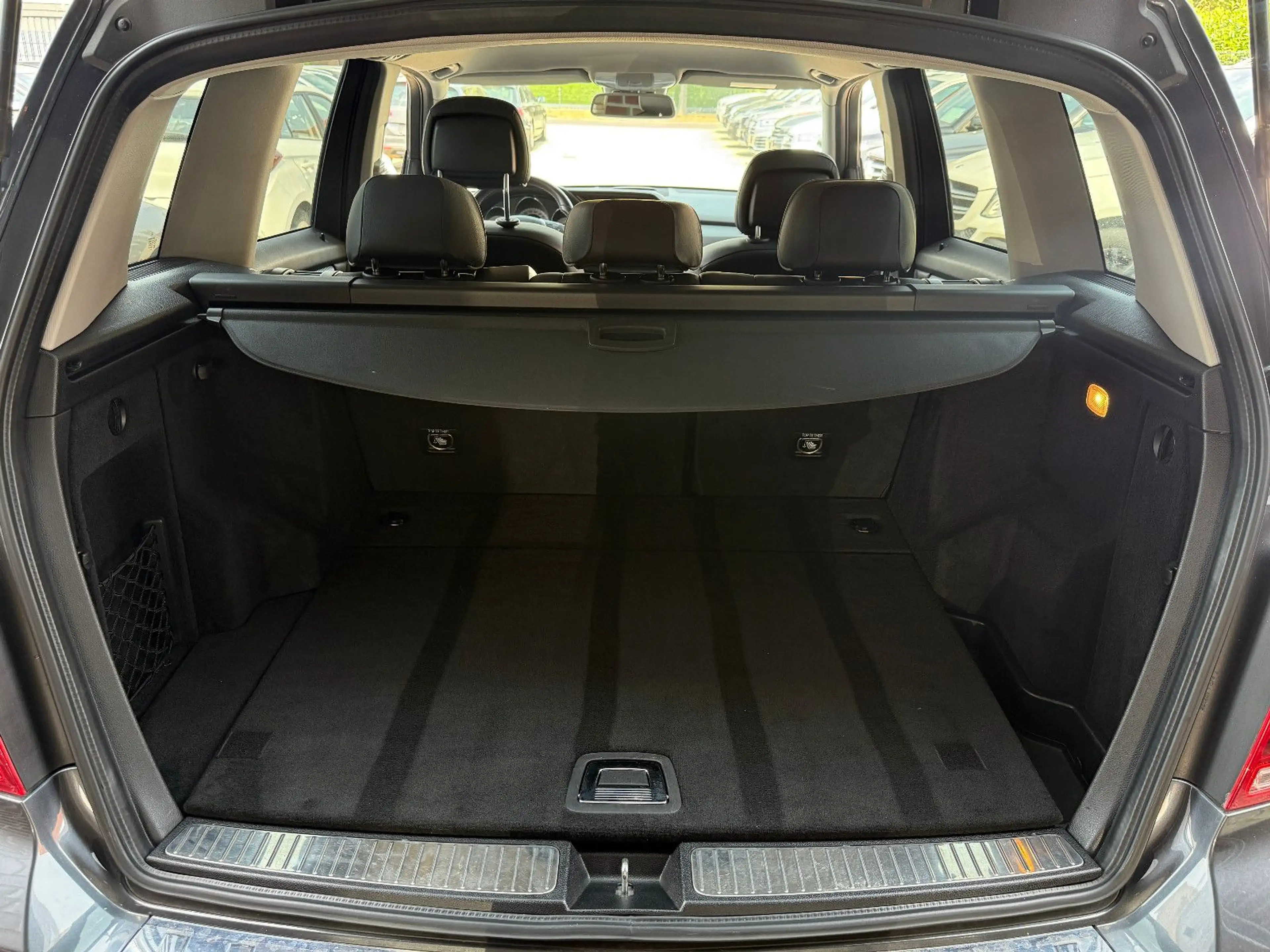 Mercedes-Benz GLK 220 CDI 4Matic, Aut., AMG, Leder, Service neu — photo 11