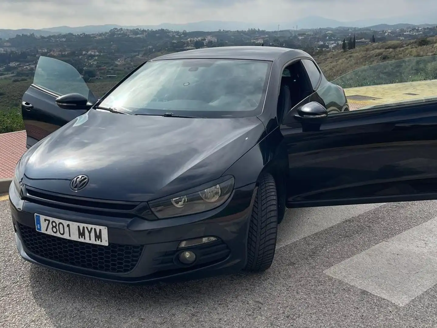 Volkswagen Scirocco Scirocco 2.0TDI 144 Чёрный - 1