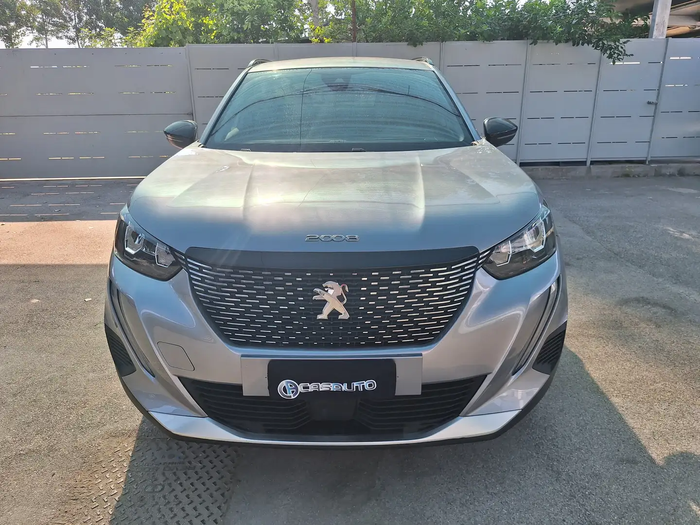Peugeot 2008 ALLURE 1.5 hdi 130cv EAT8 NAV+RETROCAM. Grigio - 2