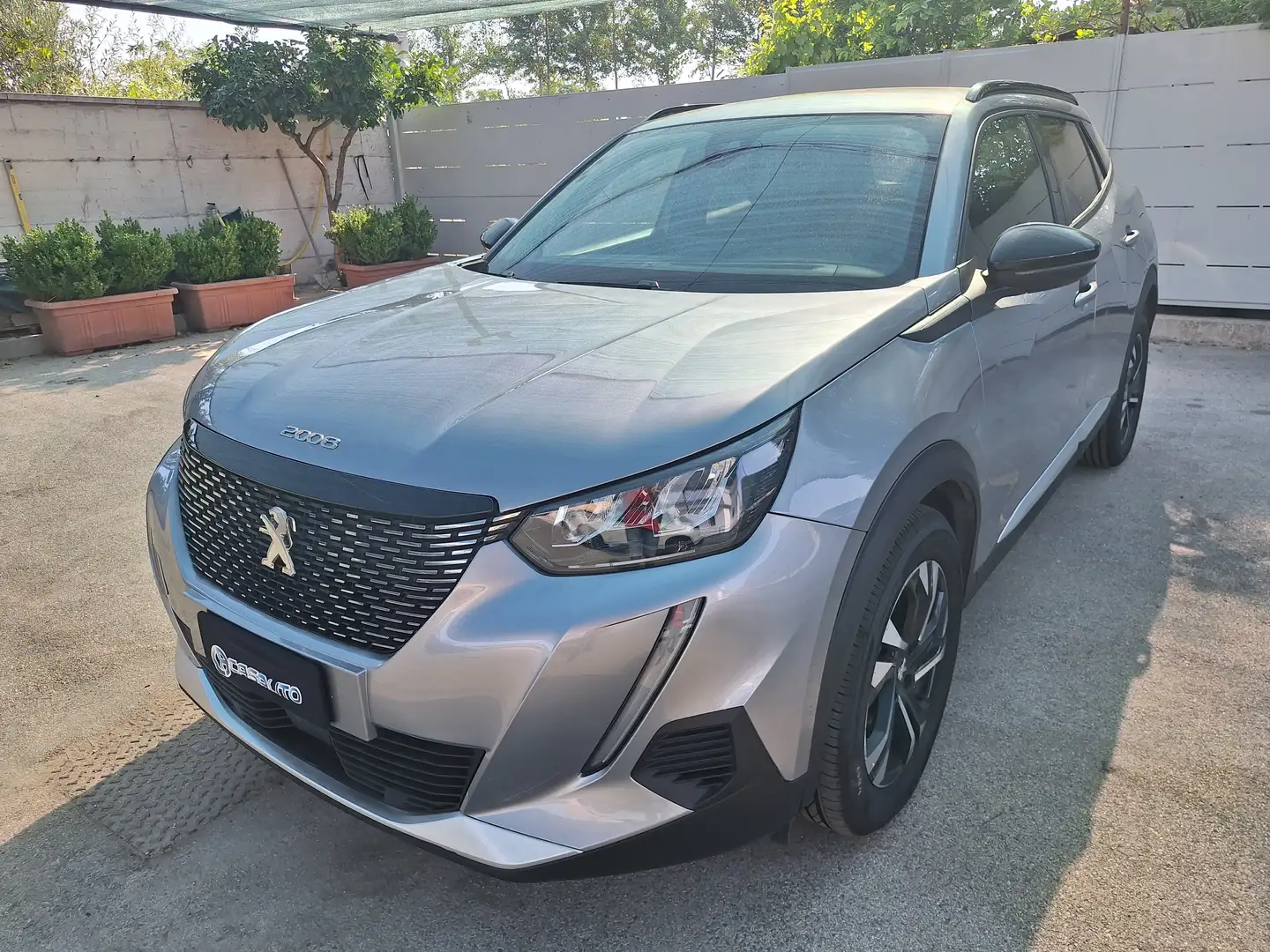 Peugeot 2008 ALLURE 1.5 hdi 130cv EAT8 NAV+RETROCAM. Grigio - 1