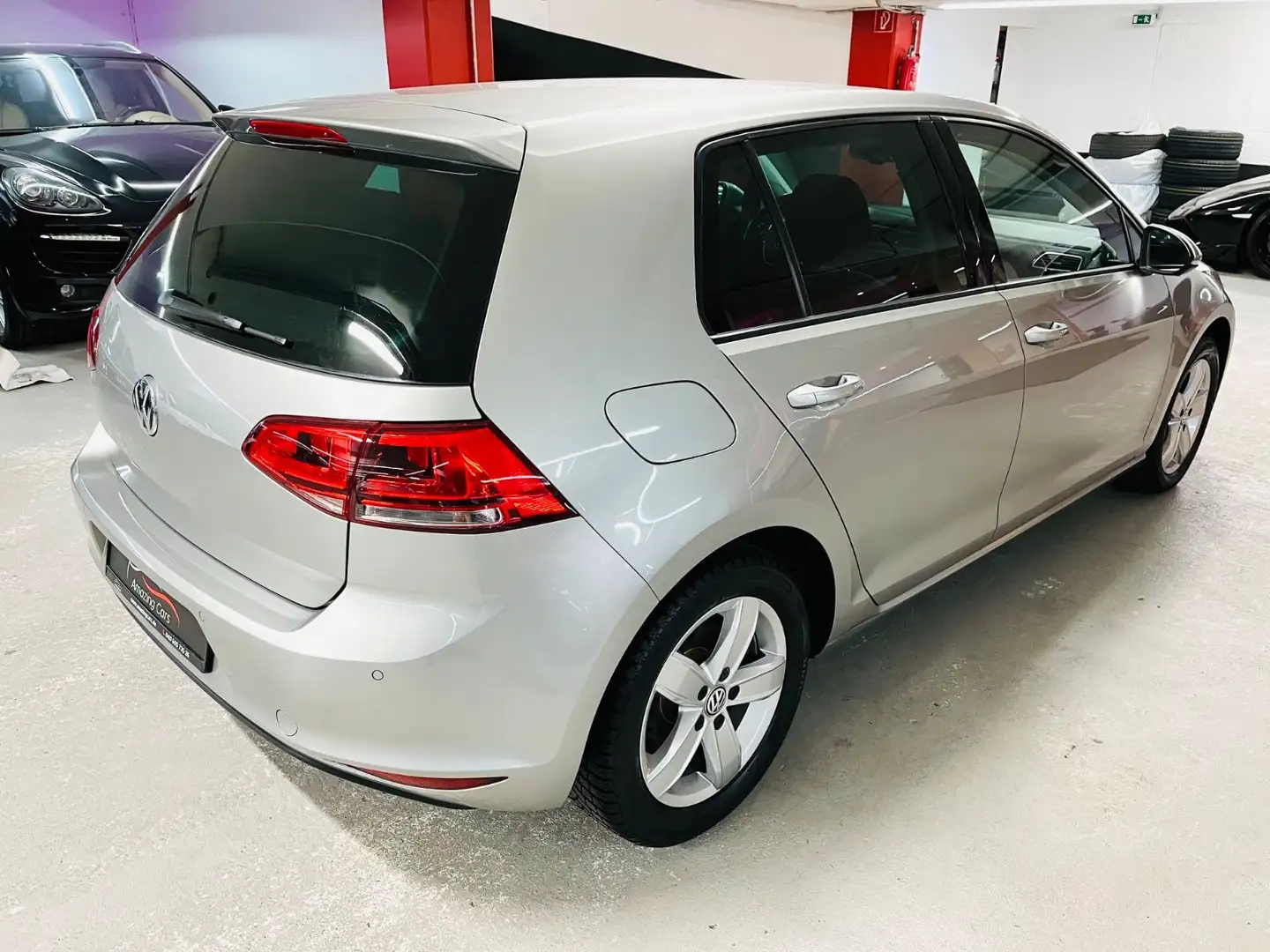 Volkswagen Golf VII Lim. 1.4 TSI Highline BMT Unfallfrei Argento - 2