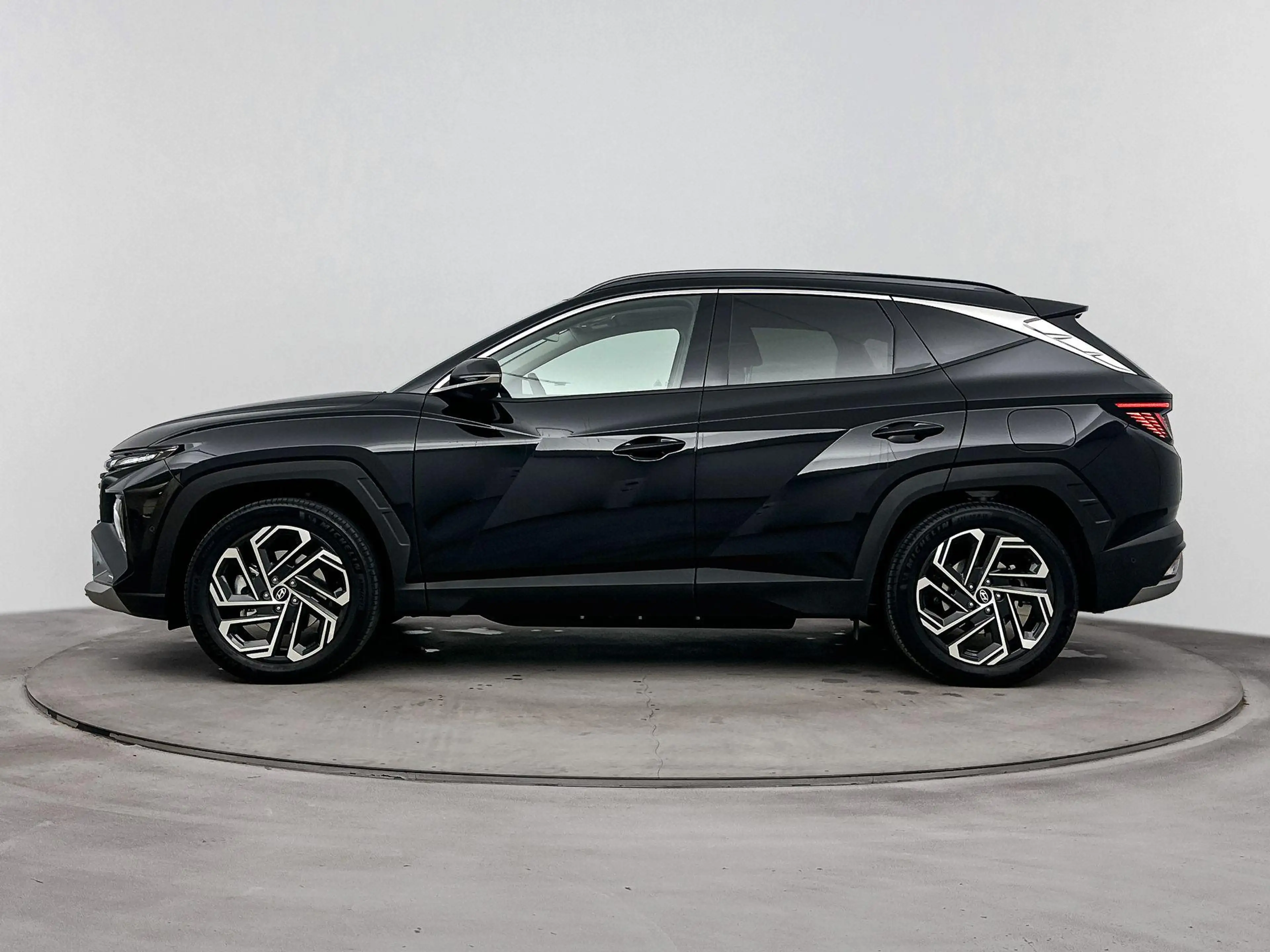 Hyundai TUCSON 1.6 T-GDI PHEV Premium Sky | Panoramadak | Trekhaa — photo 3