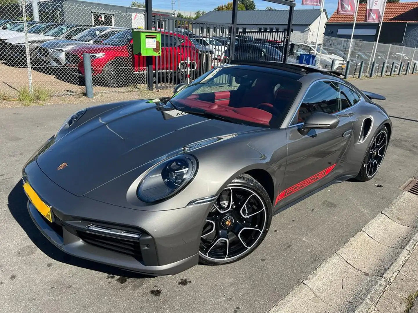 Porsche 992 911 TURBO S Gris - 2