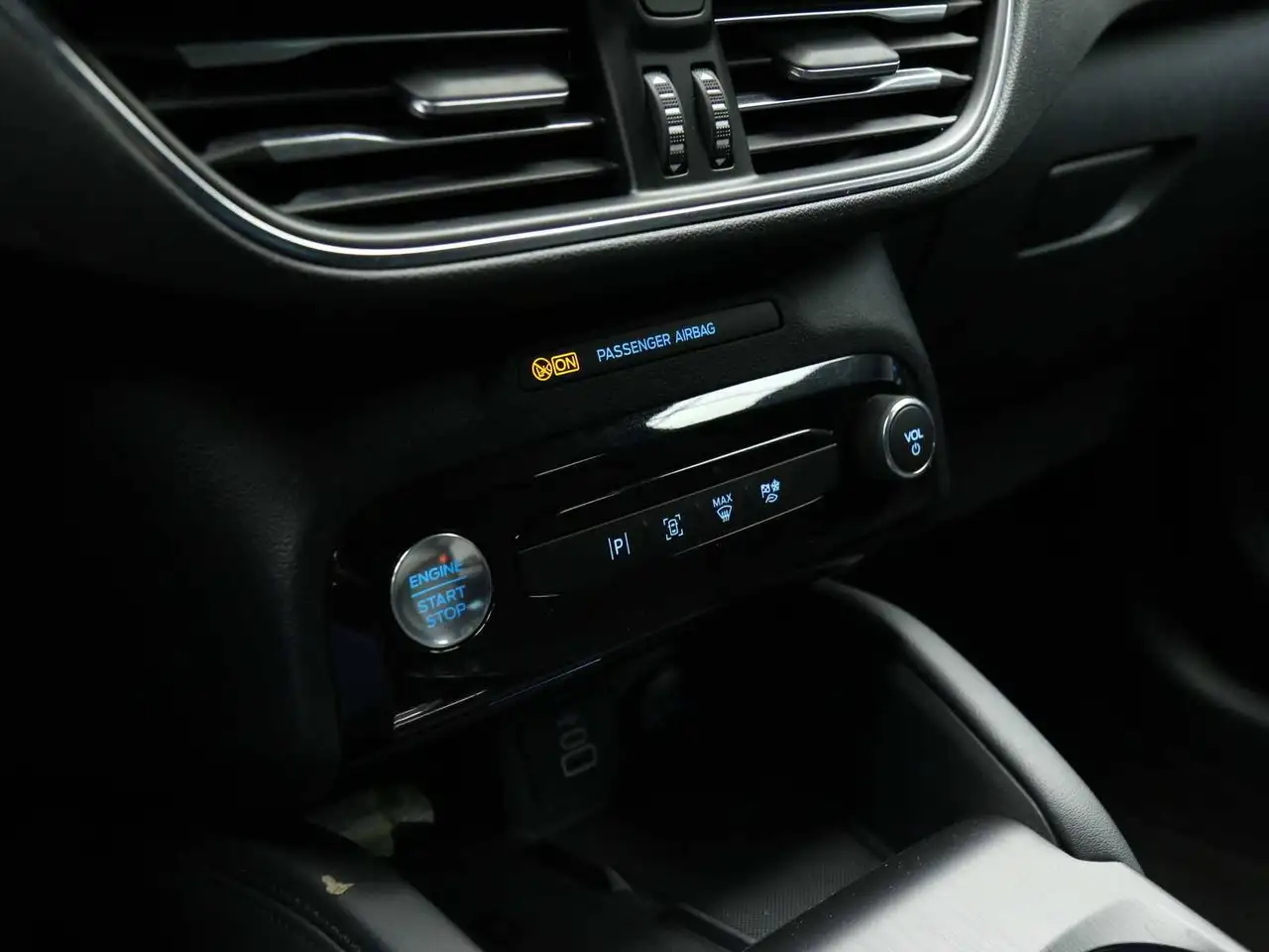 Ford Kuga 2.5 full hybrid Titanium 2wd 180cv auto, миниатюра 23