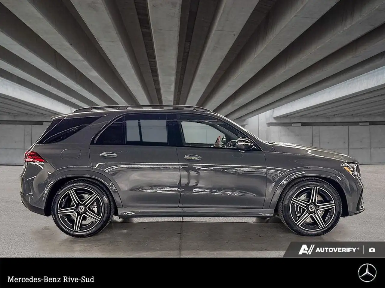 Mercedes-Benz GLE снимка Mercedes-Benz GLE