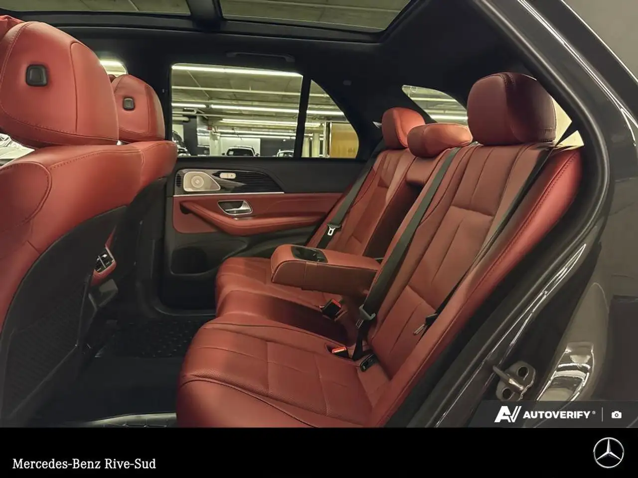 Mercedes-Benz GLE снимка Mercedes-Benz GLE