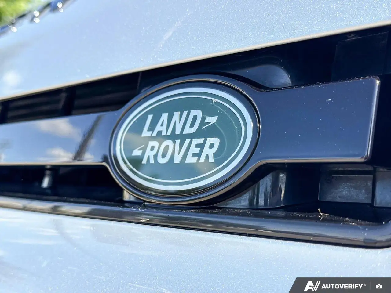 Land Rover Defender photo Land Rover Defender