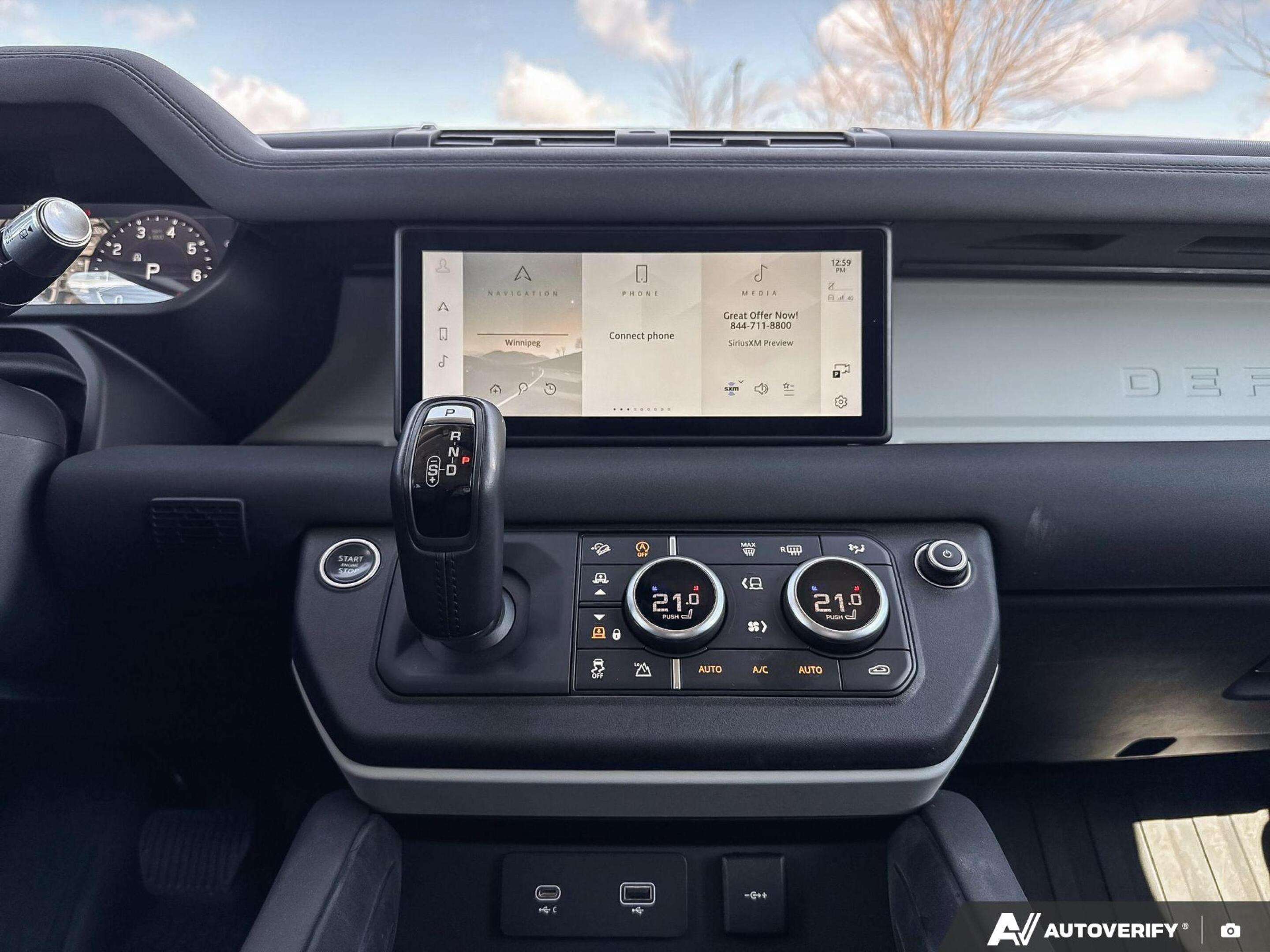 2020 Land Rover Defender First Edition Local One Owner Trade thumb 20