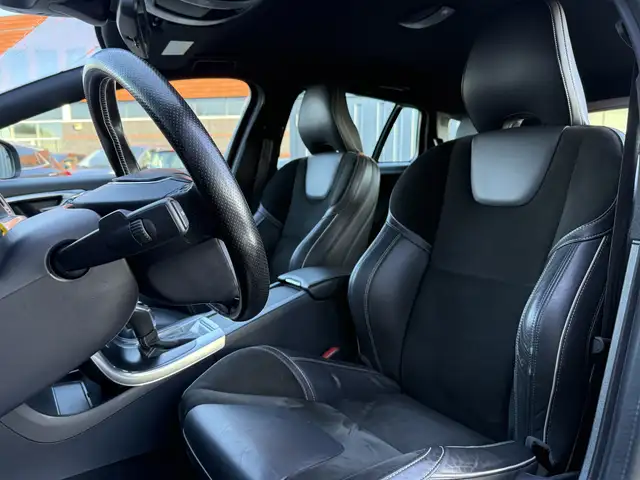 Volvo V60 view 4
