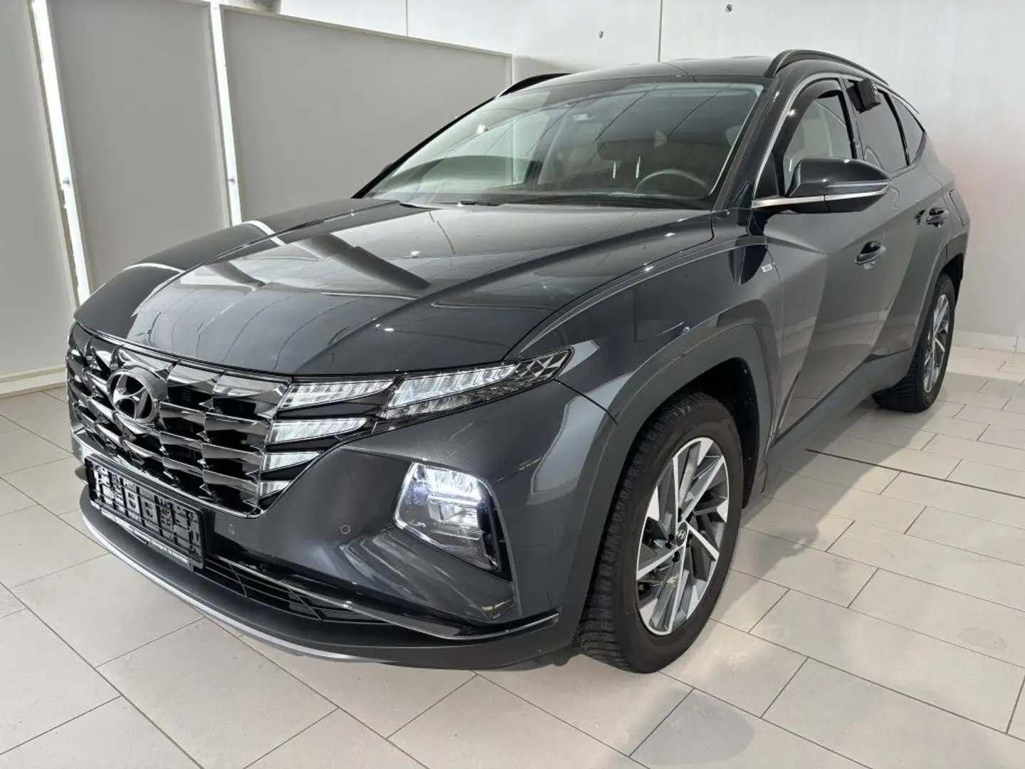 Hyundai TUCSON 1.6 T-GDi 48V-Hybrid 2WD DCT Trend Grau - 1