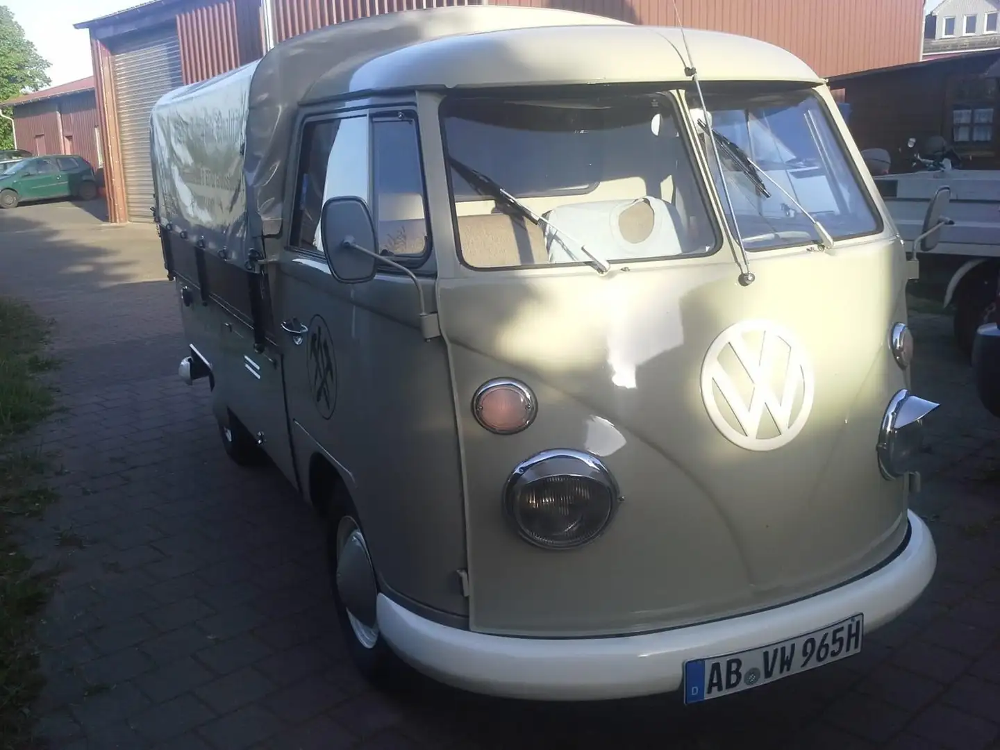 Volkswagen T1 Beżowy - 2