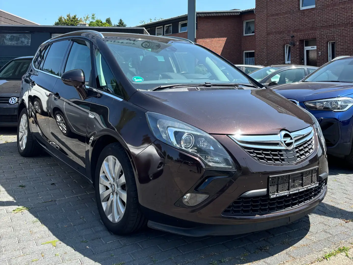 Opel Zafira Tourer Innovation Braun - 1