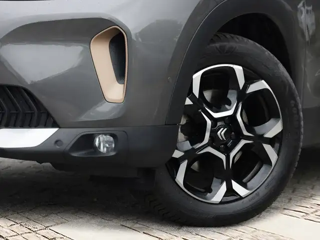 Citroen C5 Aircross view 5