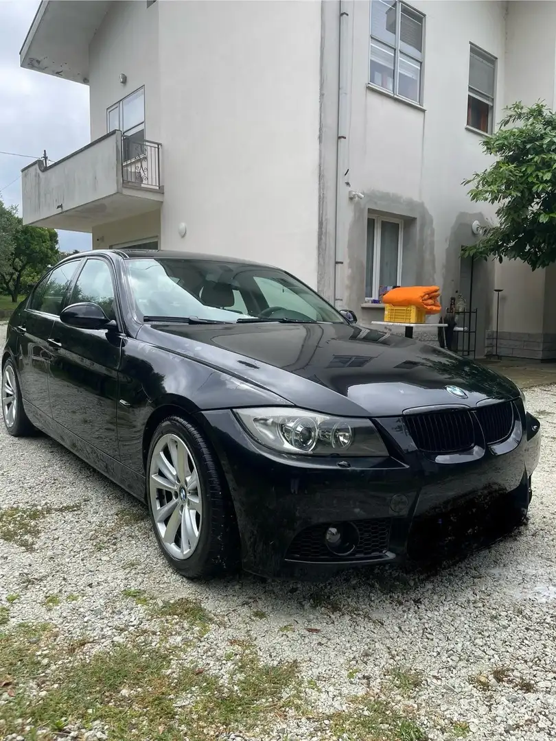 BMW 320 320d Futura - 2