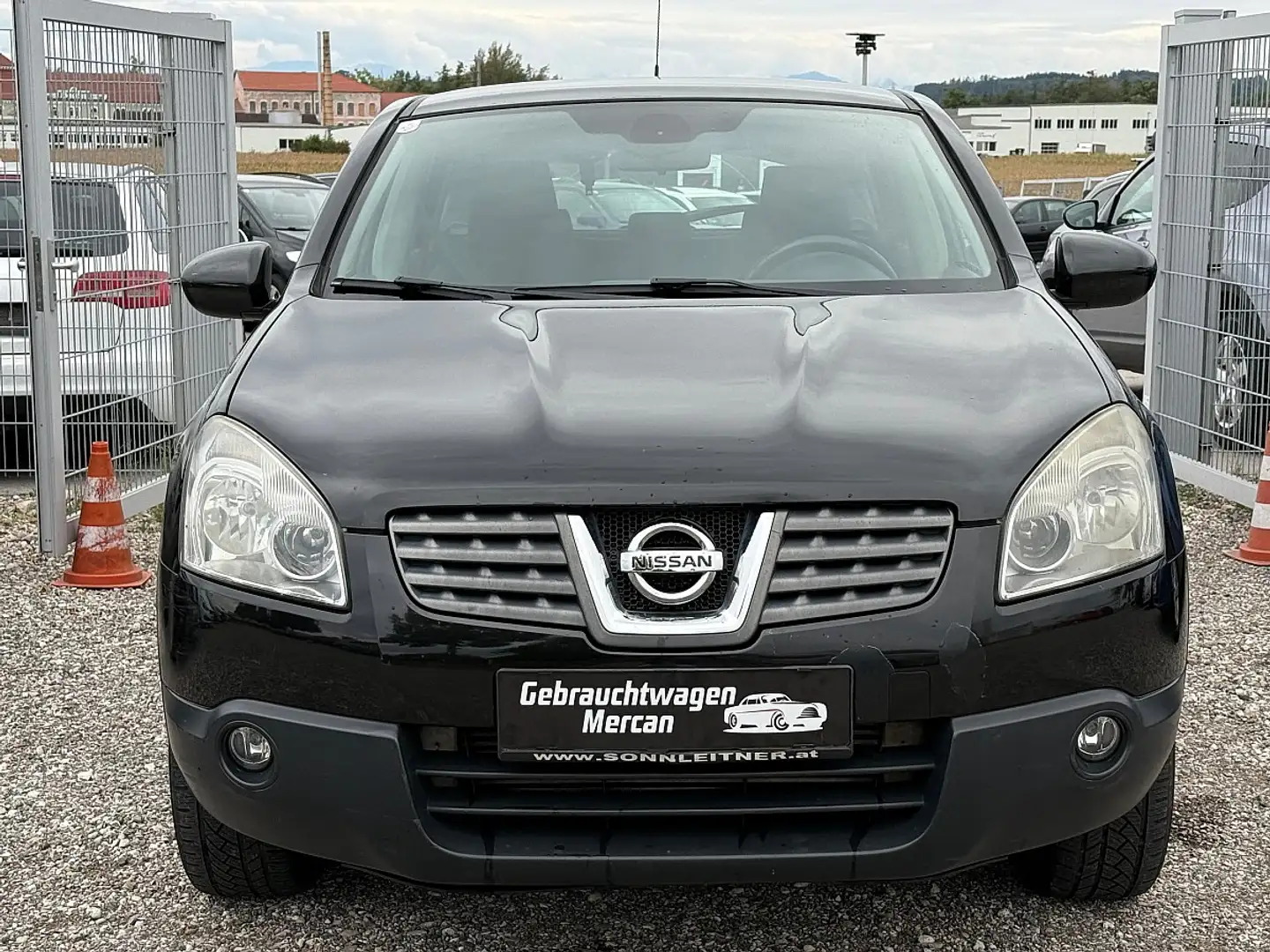 Nissan Qashqai 2,0 dCi acenta 2WD DPF Fekete - 2