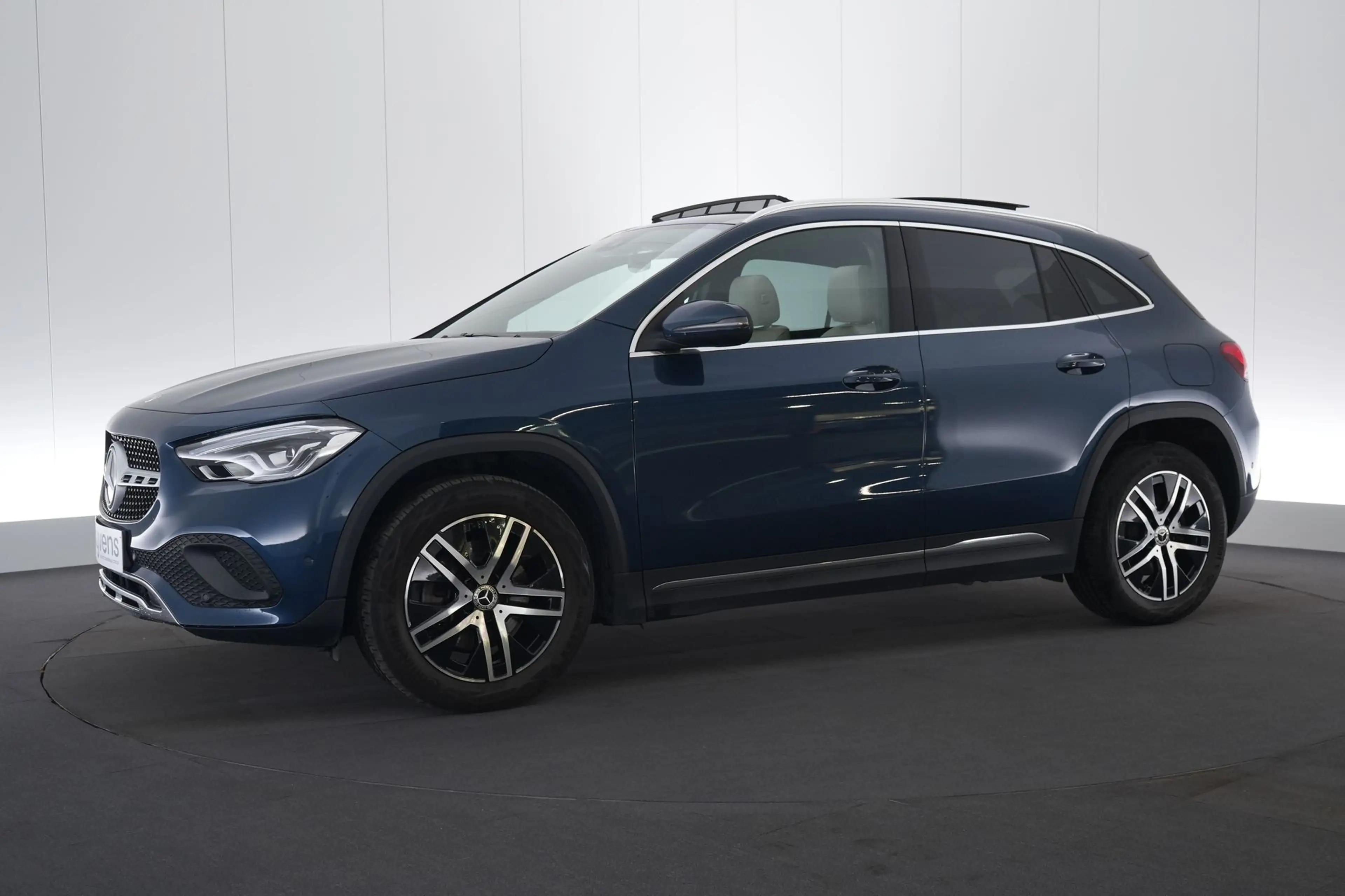 Mercedes-Benz GLA 250 Class 250e PHEV Business Solution Luxury LEDER/CUI — photo 12