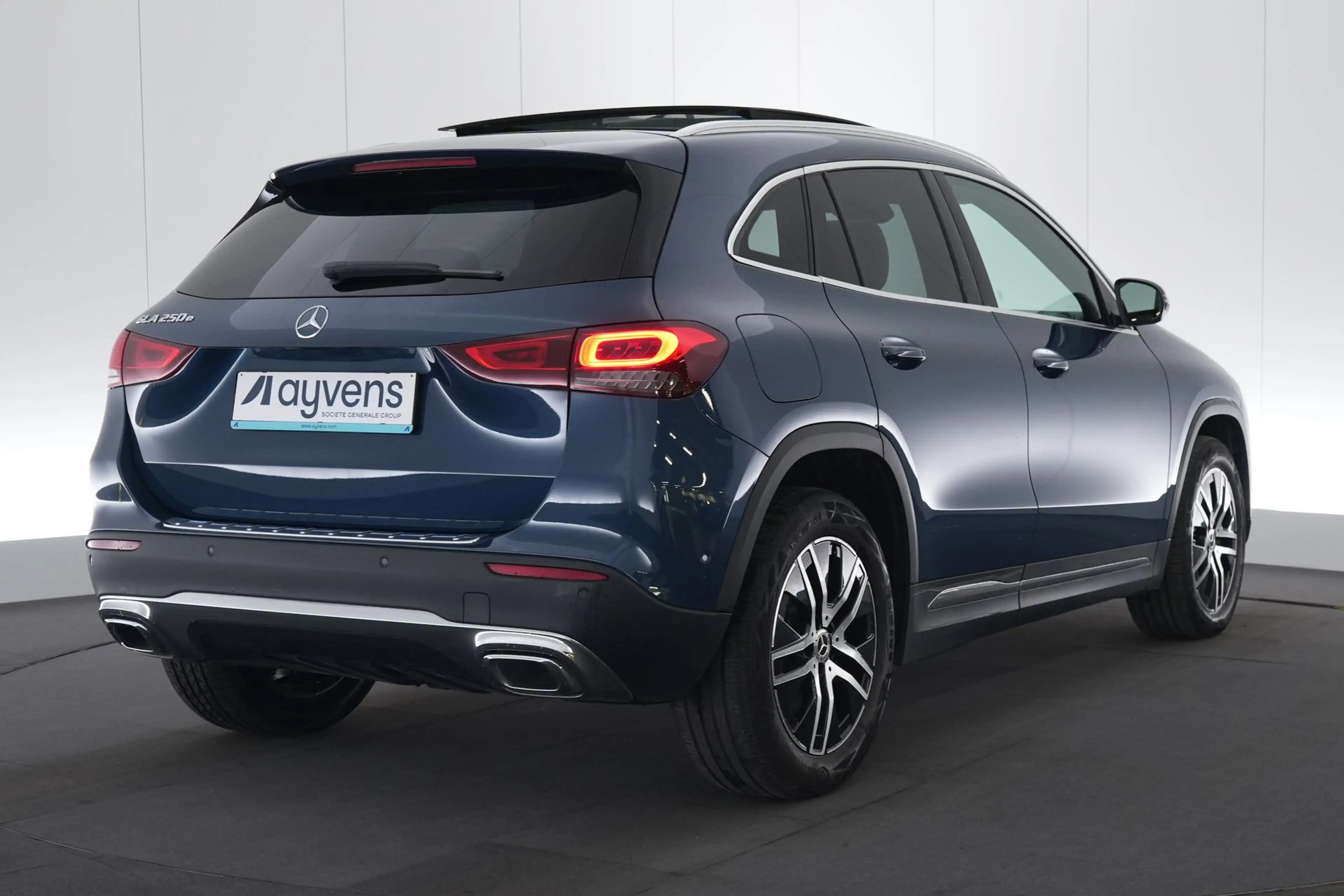 Mercedes-Benz GLA 250 Class 250e PHEV Business Solution Luxury LEDER/CUI — photo 7