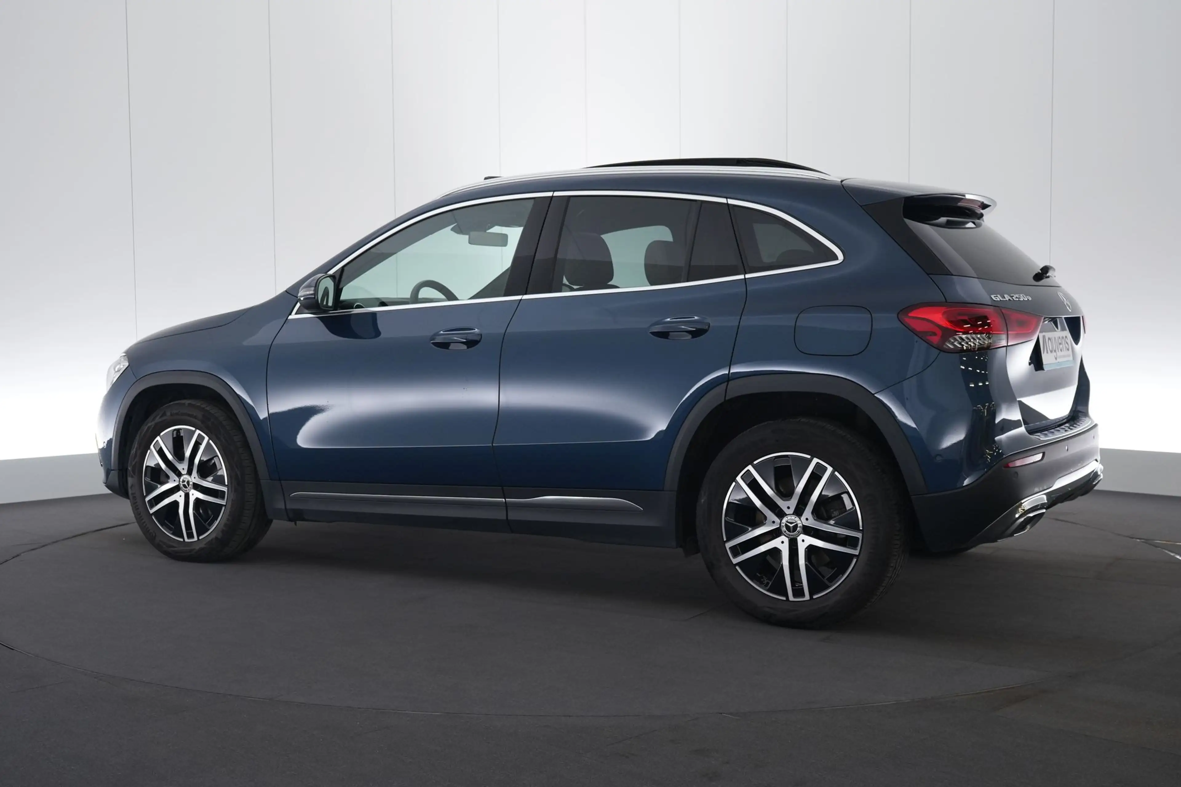 Mercedes-Benz GLA 250 Class 250e PHEV Business Solution Luxury LEDER/CUI — photo 10