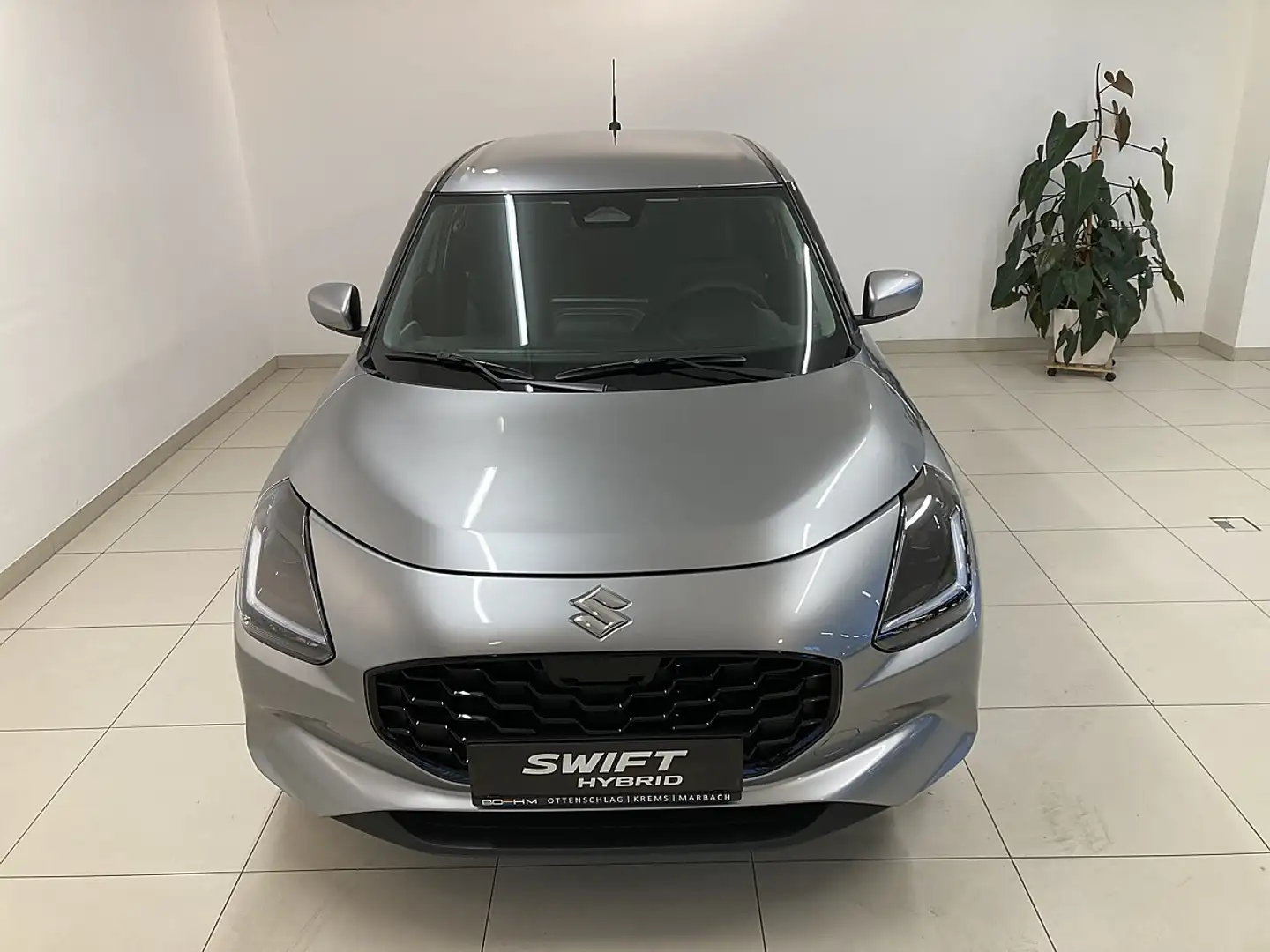 Suzuki Swift ''Allrad''  Shine-Ausstattung Silber - 2