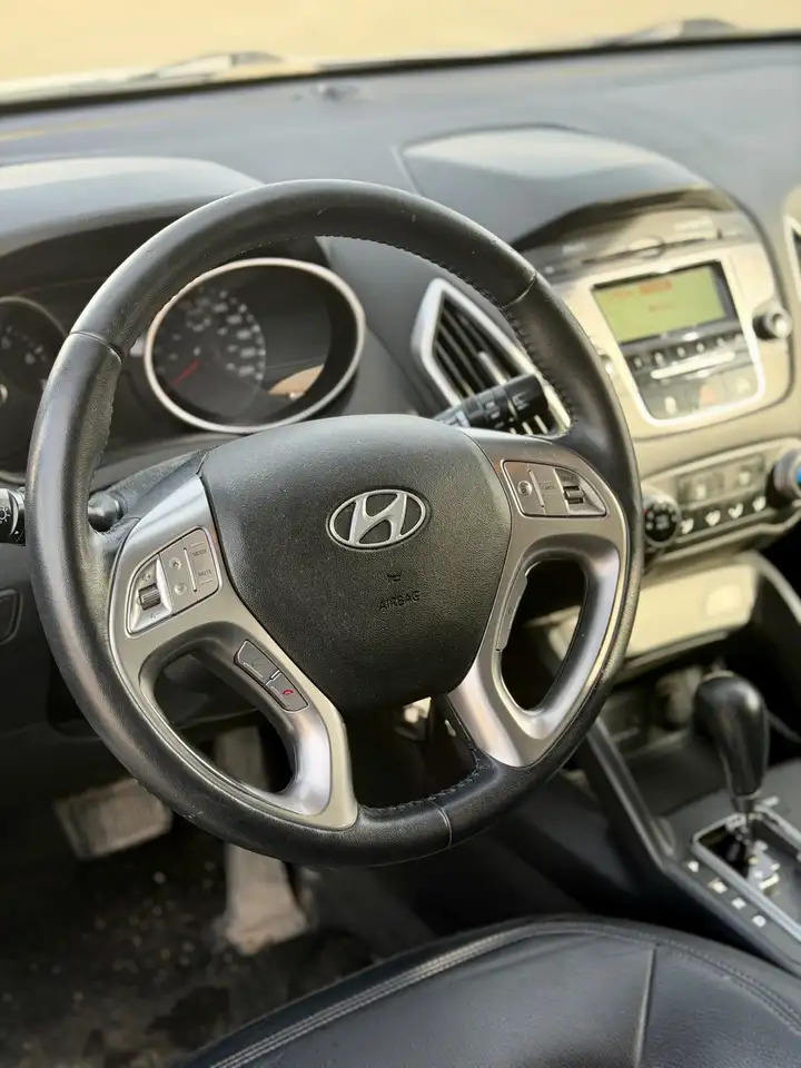 Hyundai TUCSON снимка Hyundai TUCSON