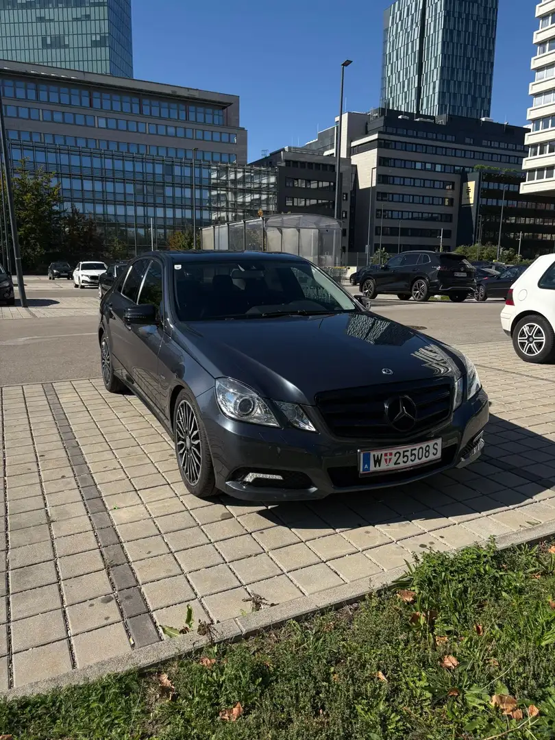 Mercedes-Benz E 250 Elegance BlueEfficiency CDI Aut. - 2