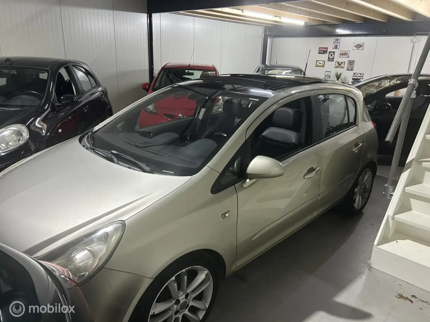 Opel Corsa 1.4-16V Cosmo Beige - 2