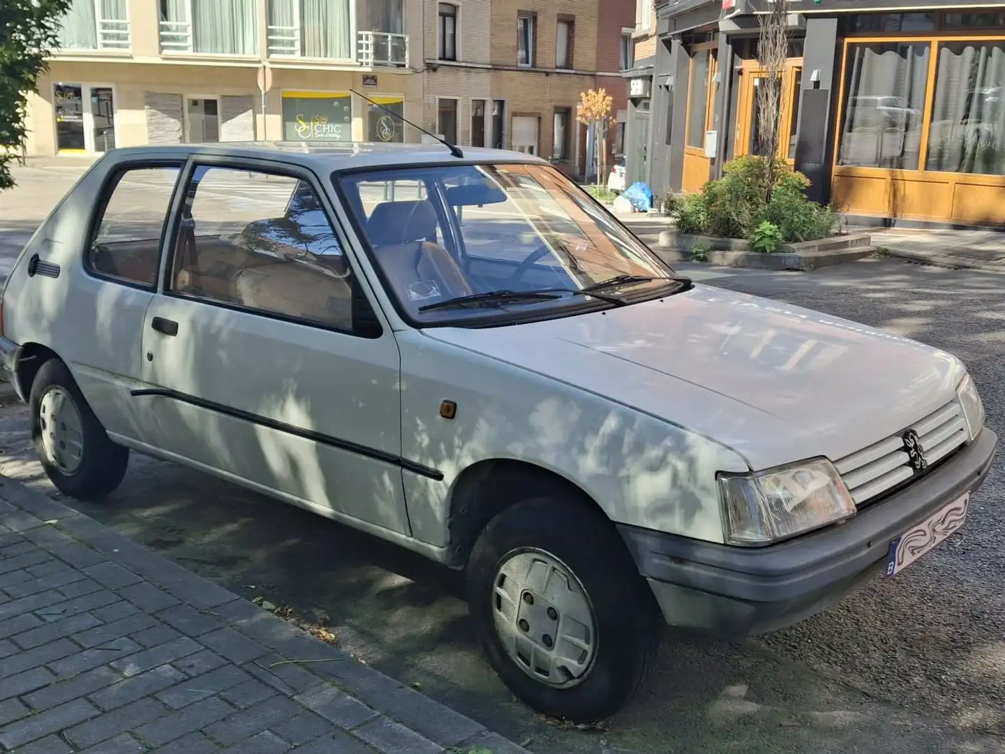 Peugeot 205 1100cm³ Wit - 2