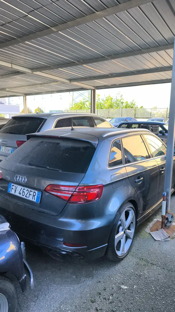 Audi RS3 Sportback 2.5 tfsi quattro s-tronic - 2