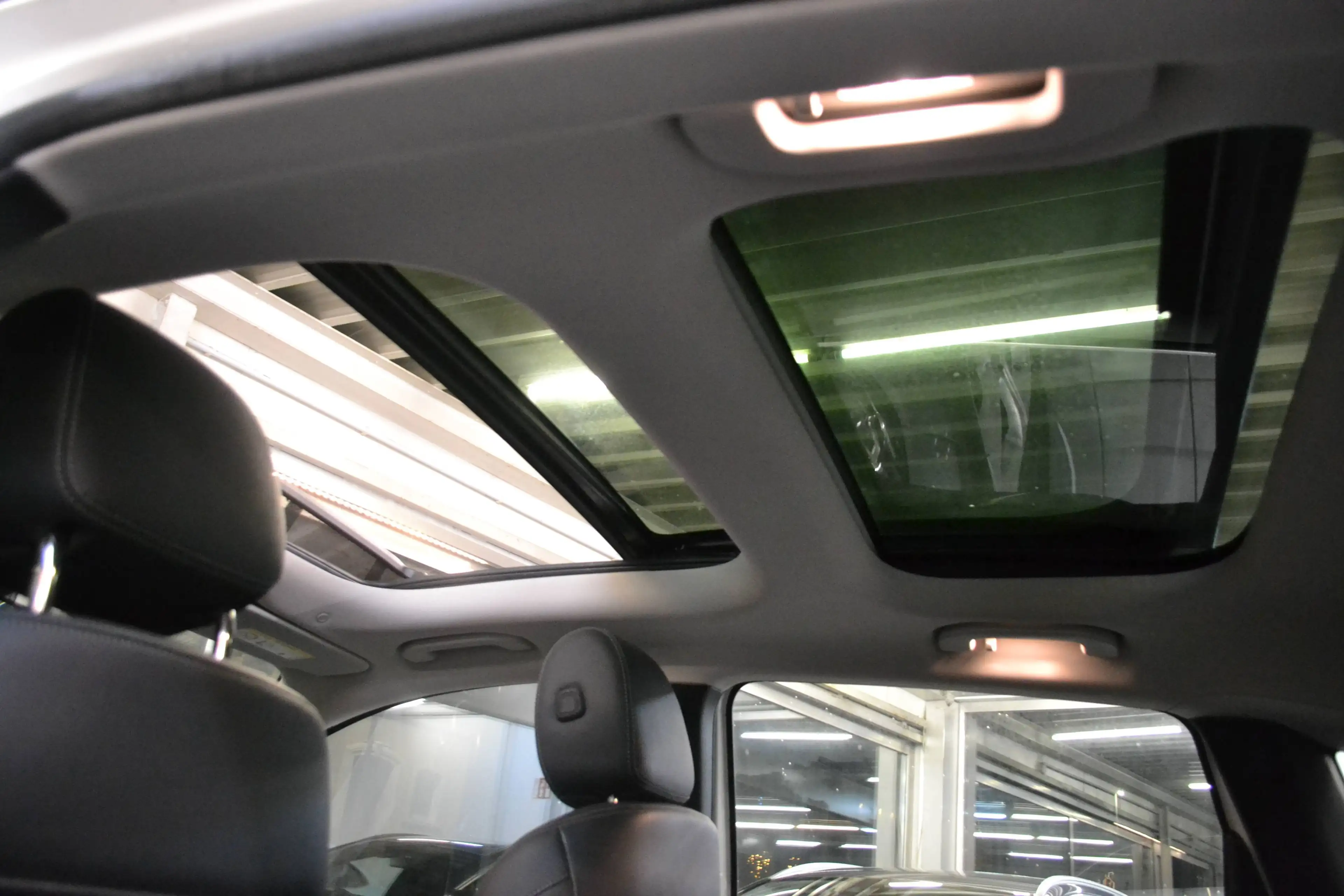 Mercedes-Benz B 180 D Style *PANORAMA*TEILLEDER*NAVIGATION*TEMPOMAT — photo 9