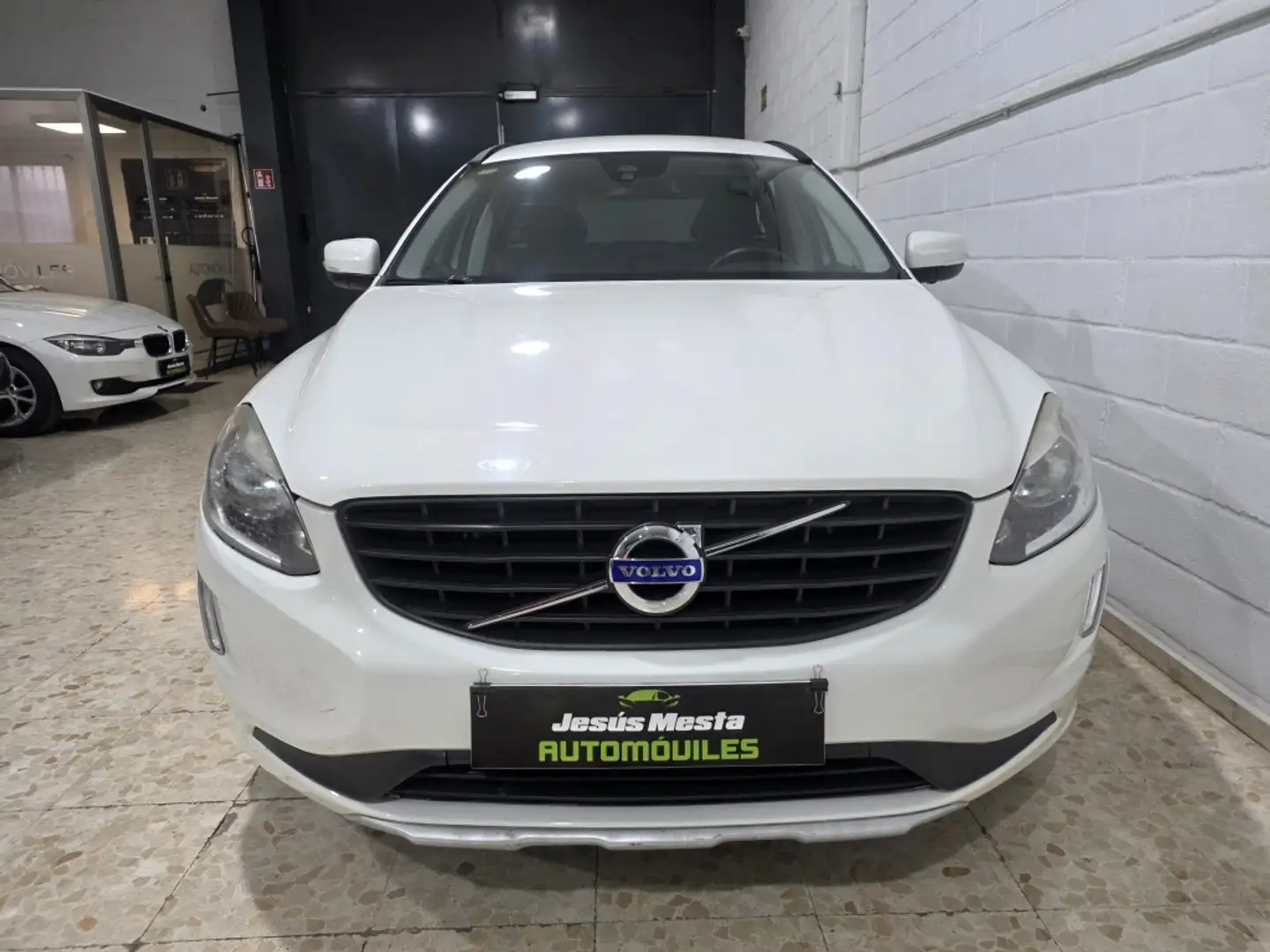Volvo XC60 D3 Premium Edition 150 Blanco - 2