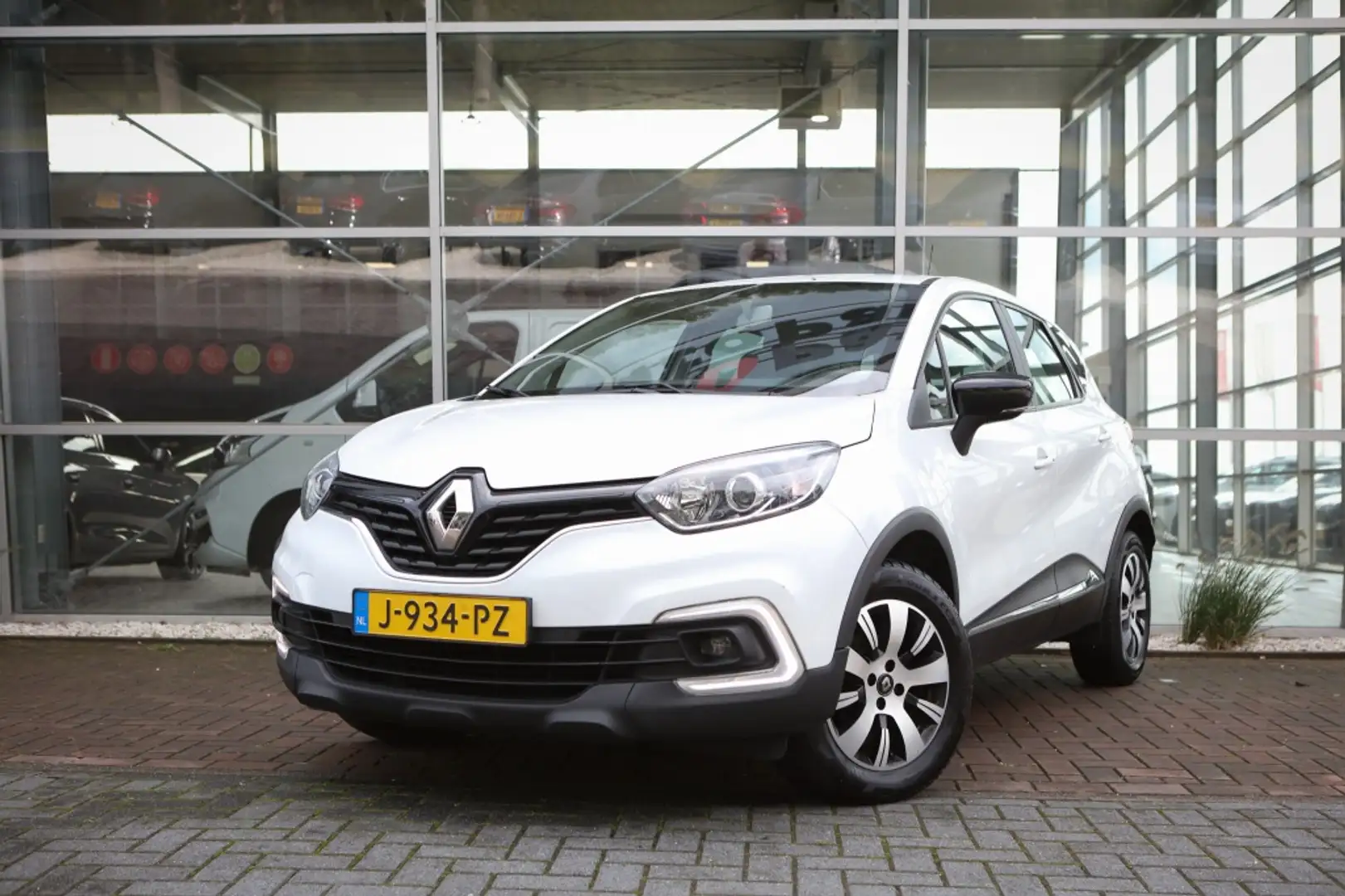 Renault Captur 0.9 TCe Limited | Stoelverwarming | Navi | Cruise Wit - 1