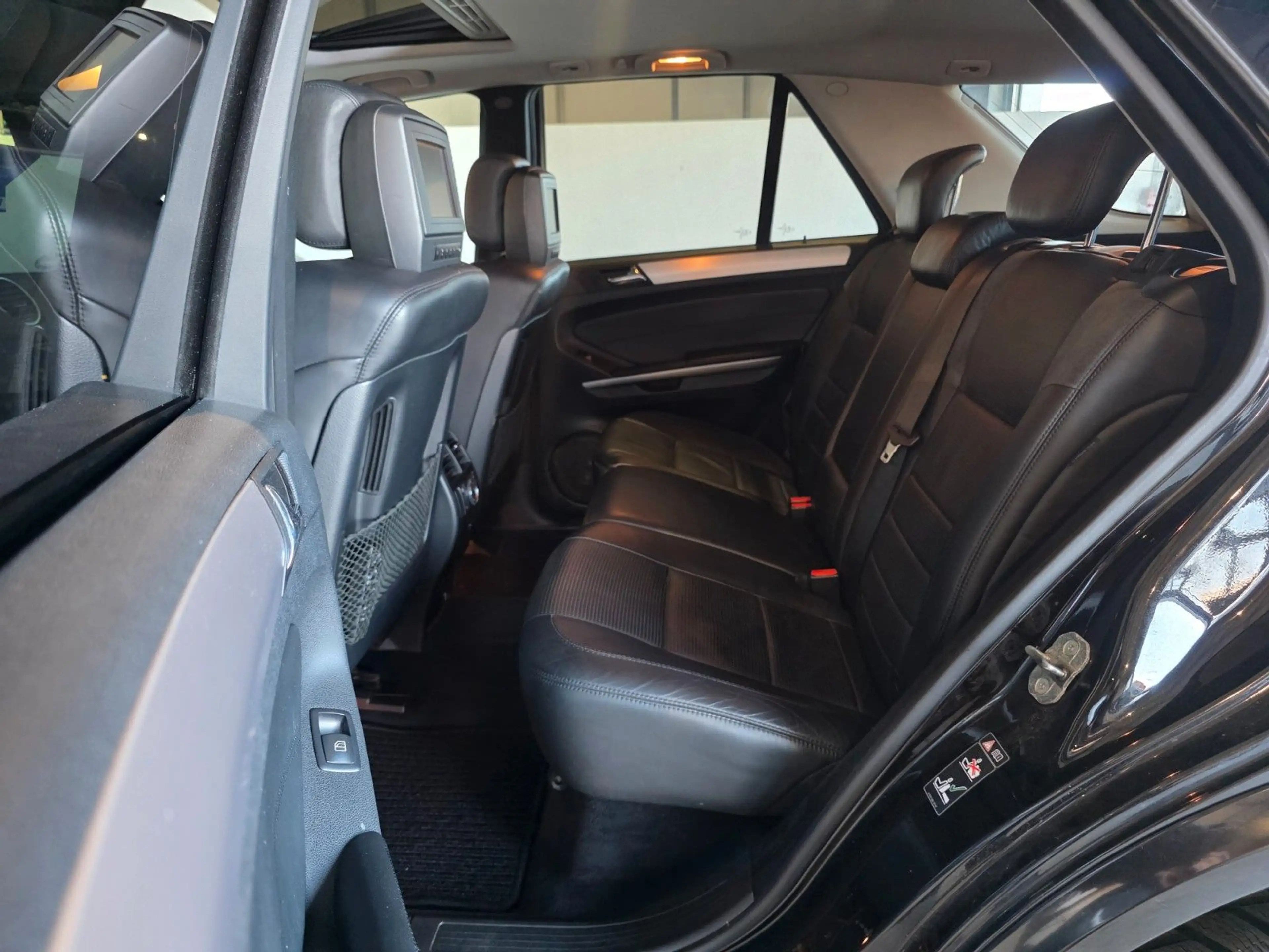 Mercedes-Benz ML 63 AMG ML 63 V8 AMG 4Matic|MEMORY|TV|HARMAN/KARDON|RFK — photo 15